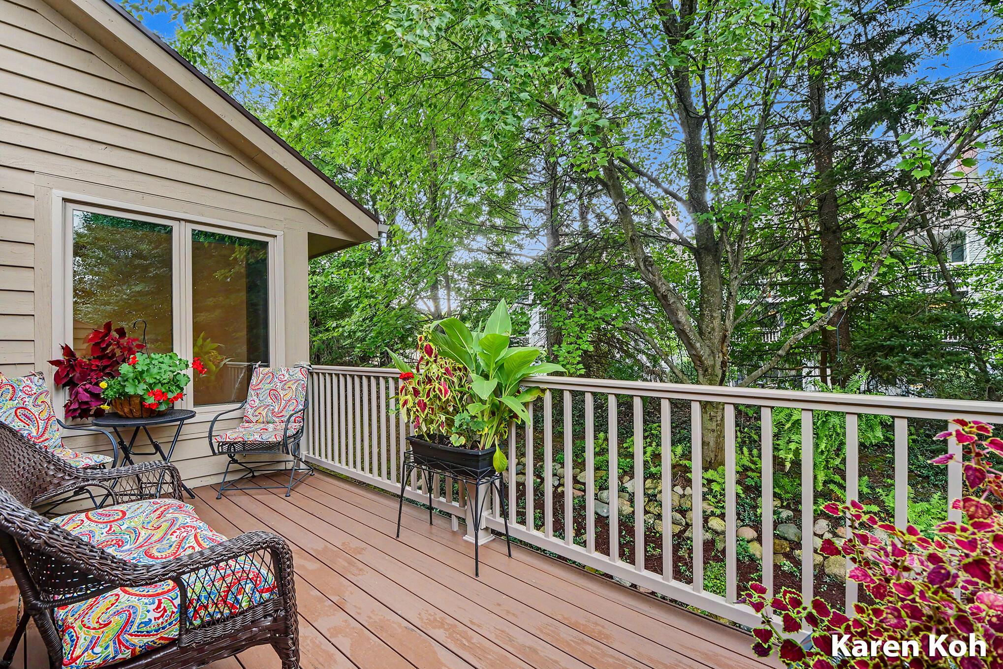 1834 Cross Bend Street NE Grand Rapids MI 49505