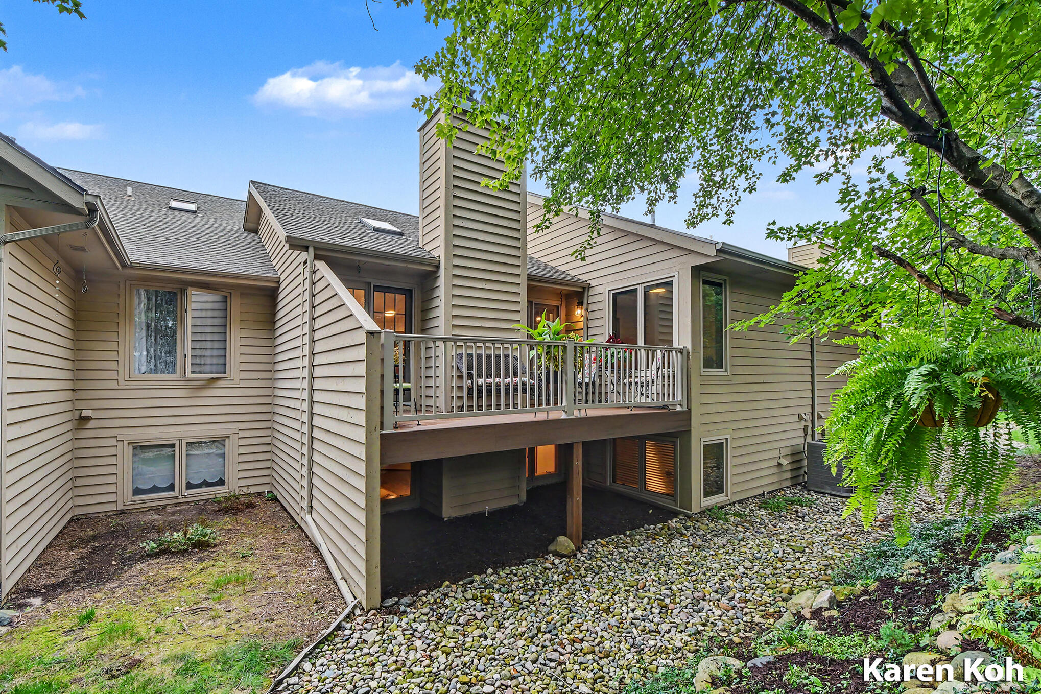 1834 Cross Bend Street NE Grand Rapids MI 49505