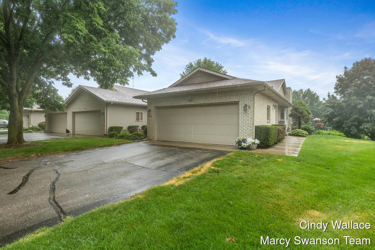 910 Amber View Drive SW Byron Center MI 49315