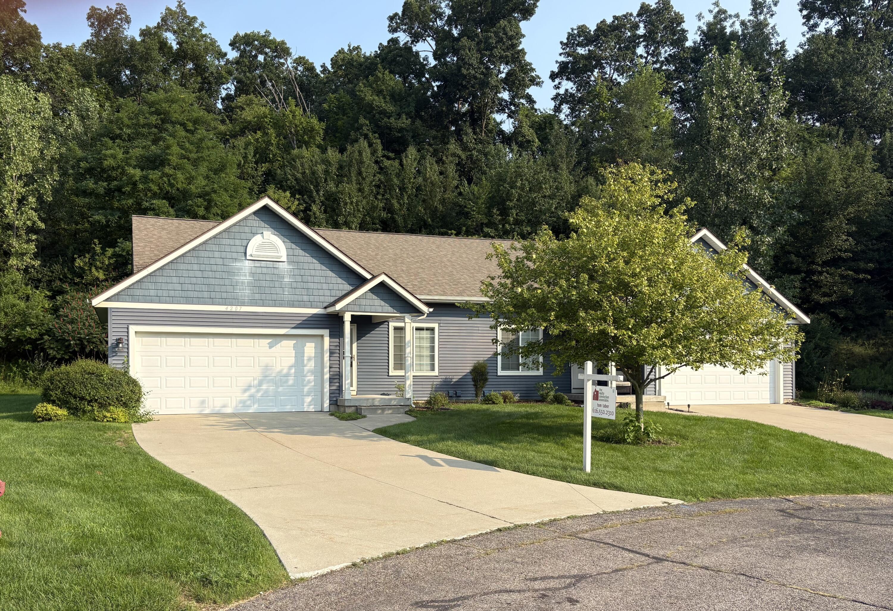 4207 Sand Valley Drive NE Rockford MI 49341