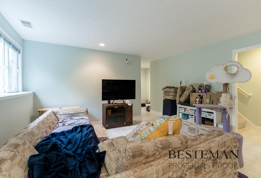 1537 Beechwood Court Grand Haven MI 49417