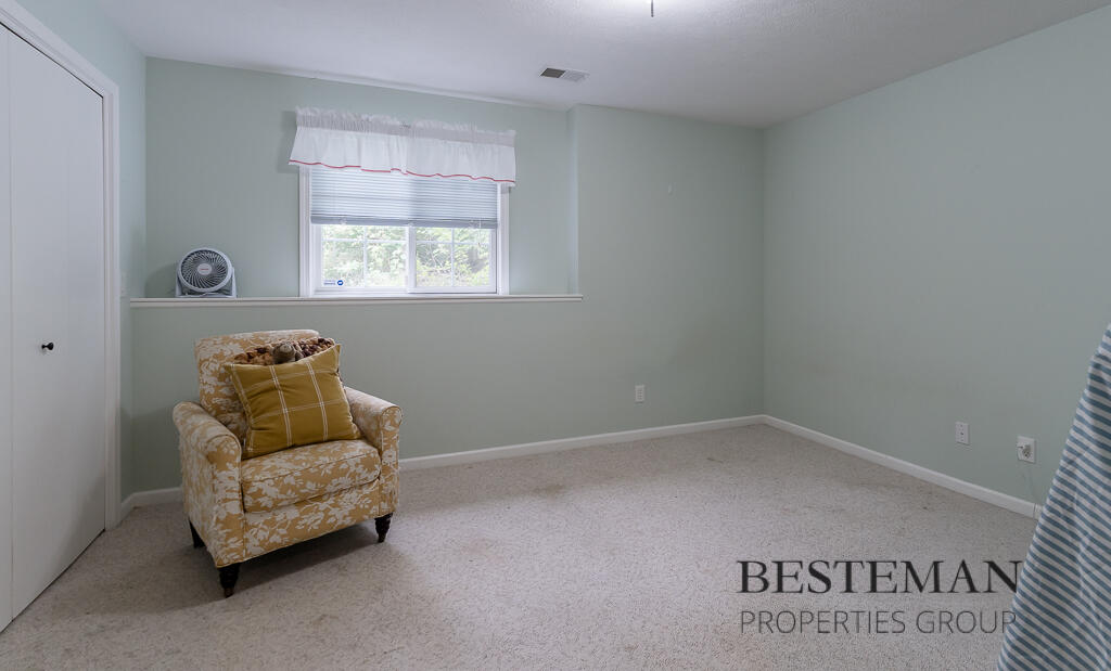 1537 Beechwood Court Grand Haven MI 49417