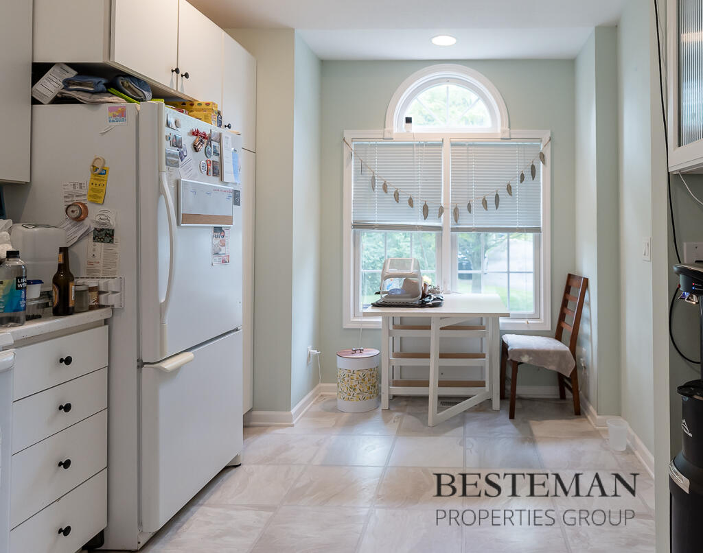 1537 Beechwood Court Grand Haven MI 49417
