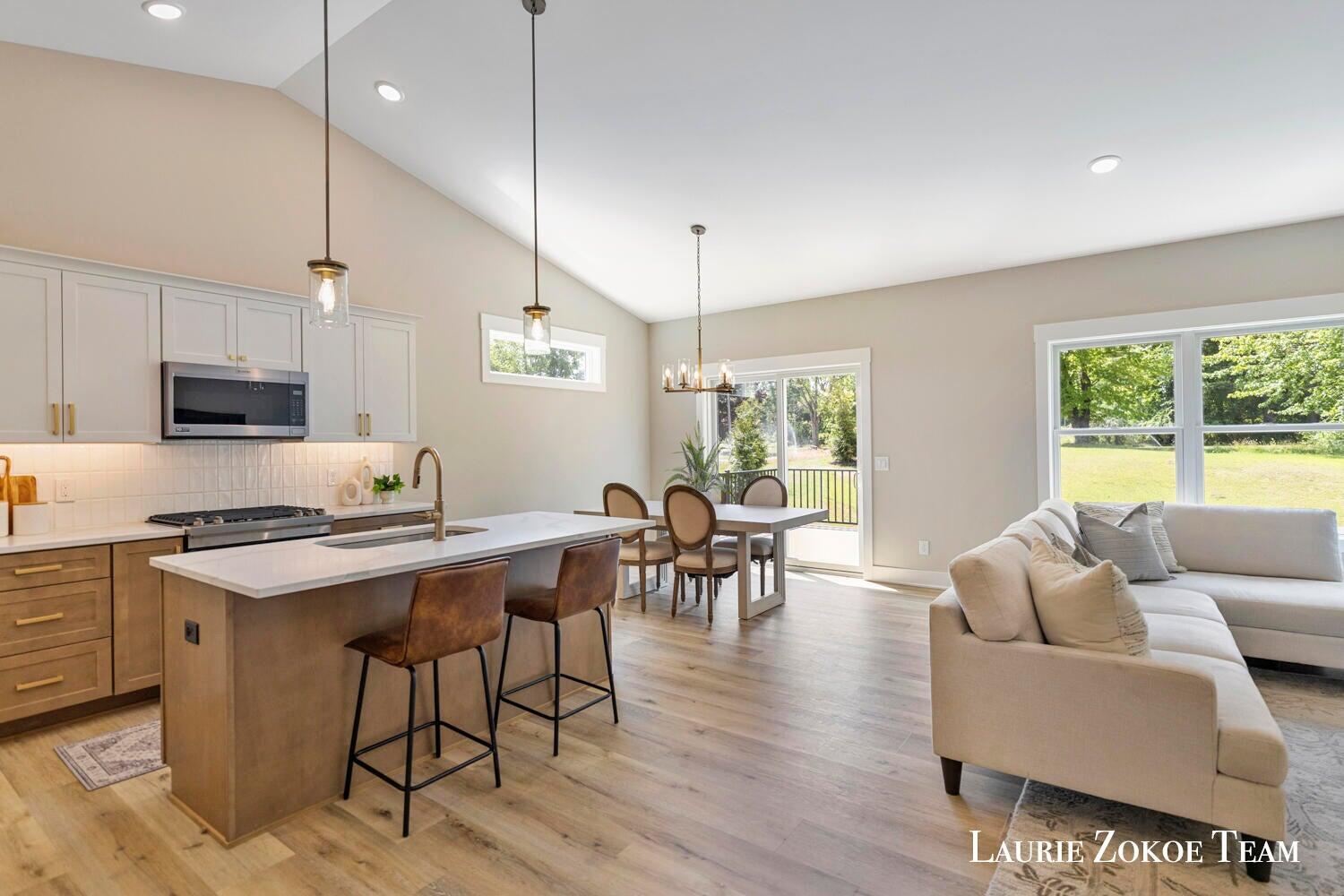 4319 Tallman Woods Drive NW Grand Rapids MI 49534