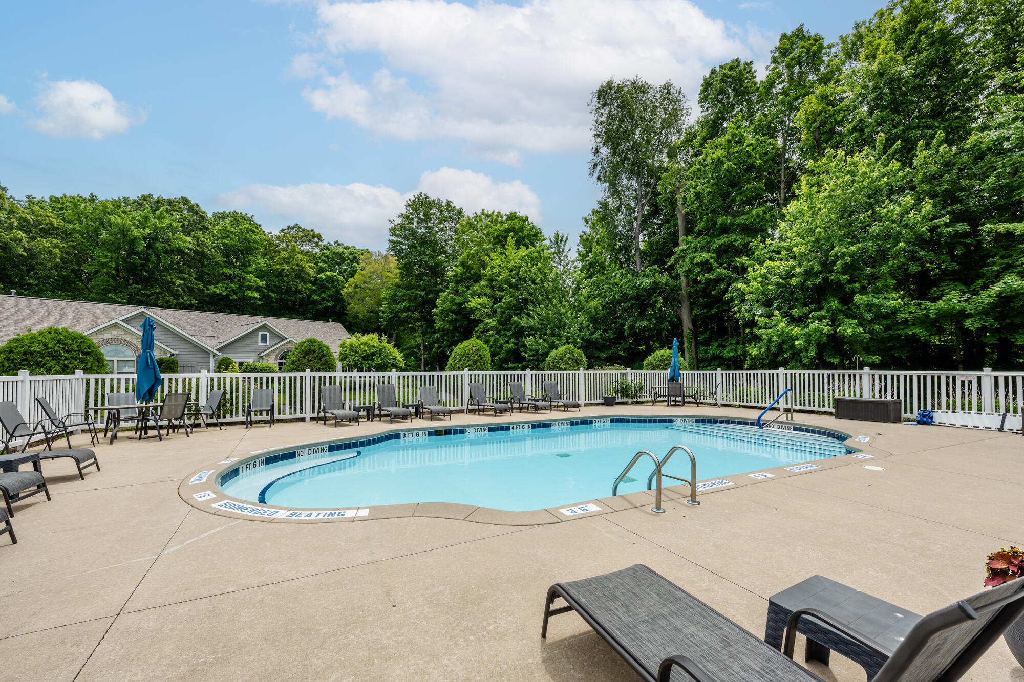2848 Villa Lane Benton Harbor MI 49022