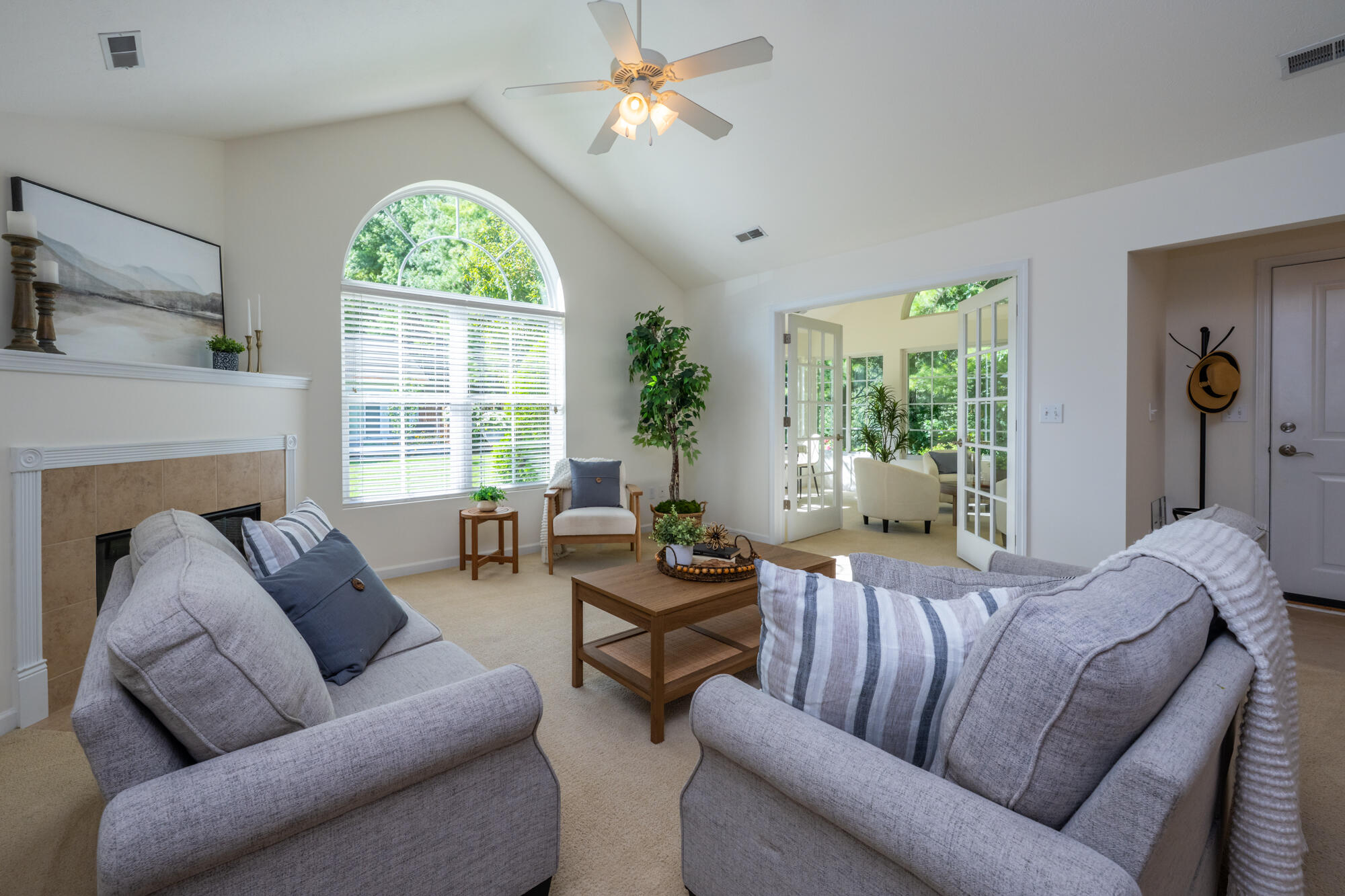 2848 Villa Lane Benton Harbor MI 49022