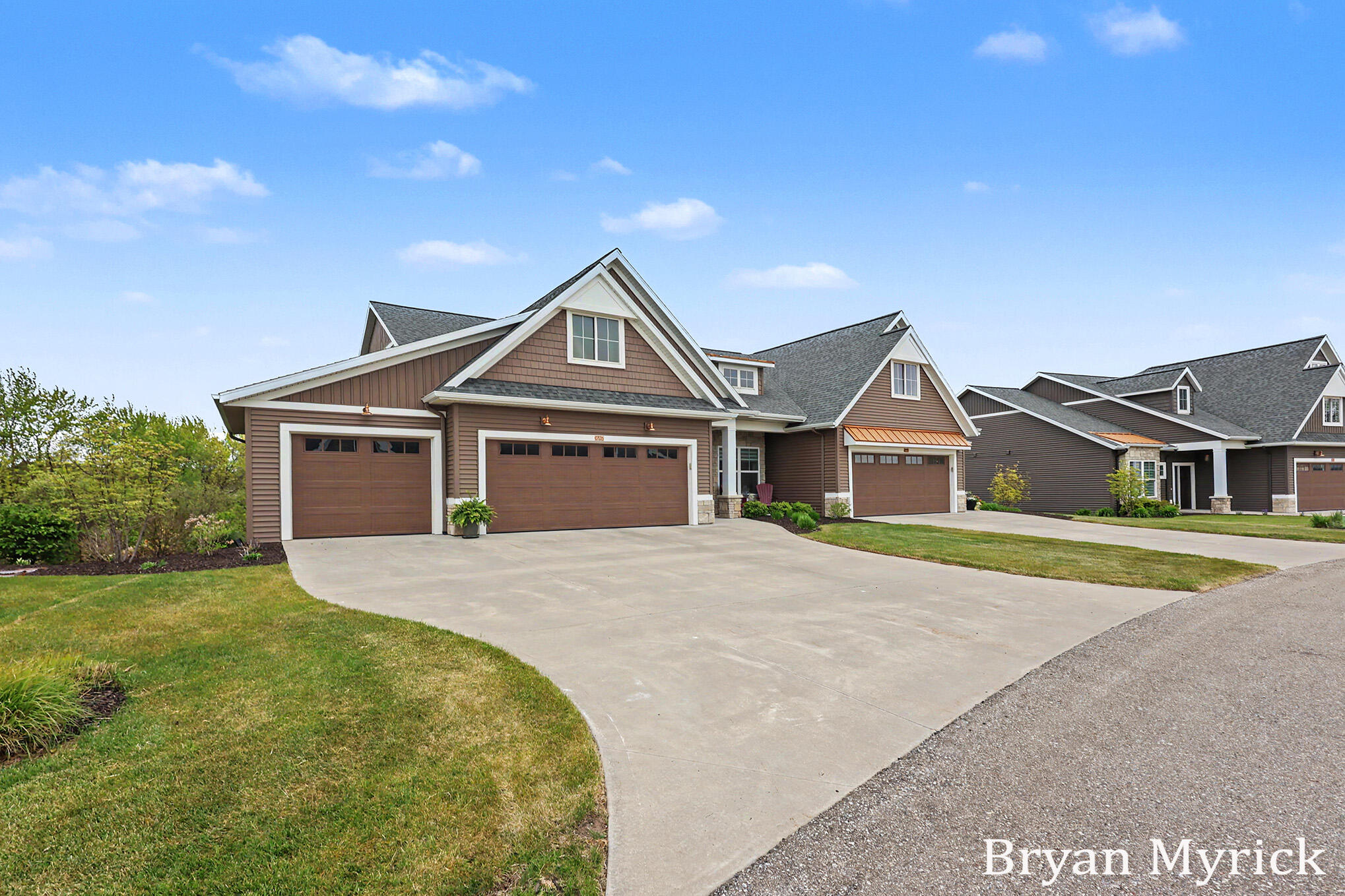 4726 West Wind Drive Holland MI 49423