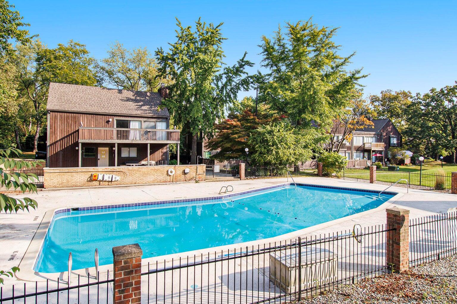 160 Carberry Hill Court Kalamazoo MI 49006