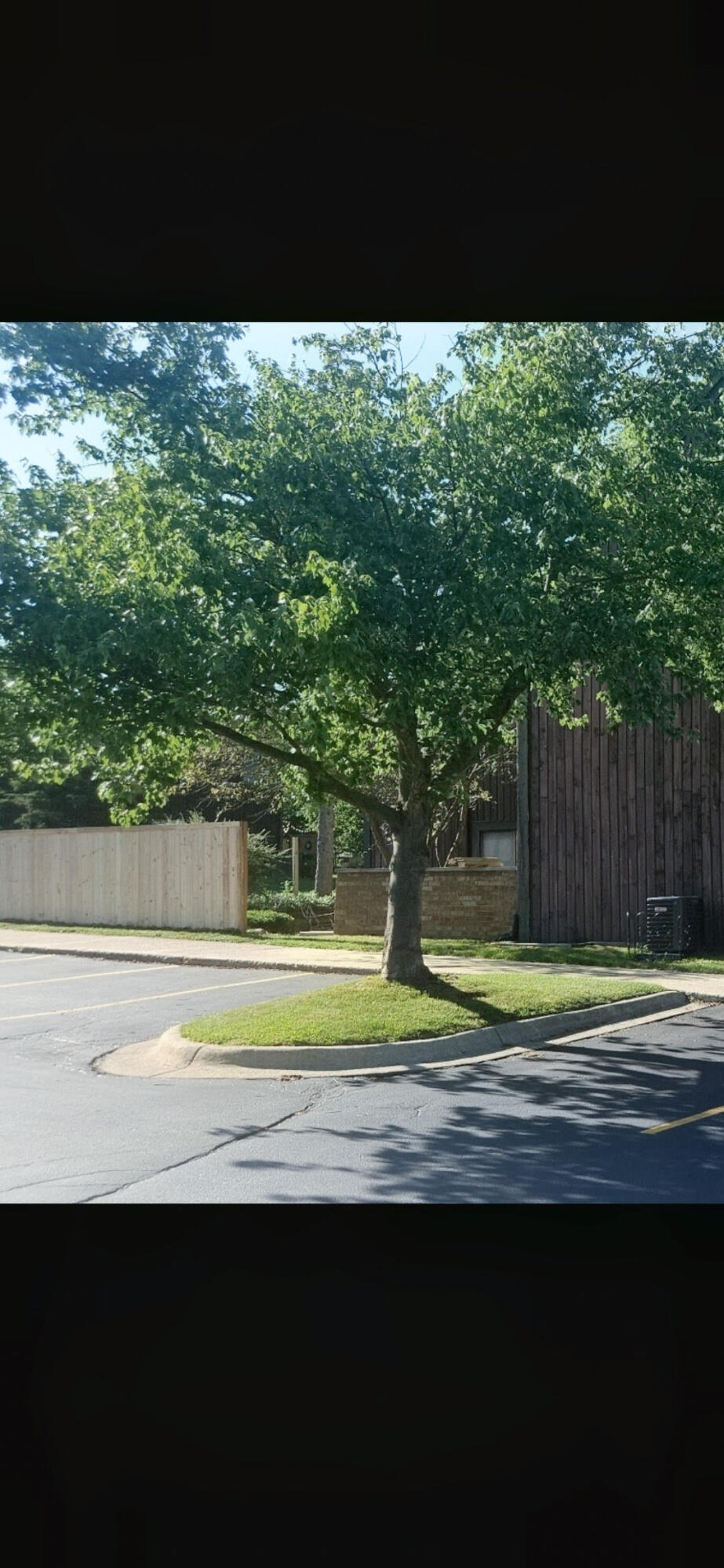 160 Carberry Hill Court Kalamazoo MI 49006
