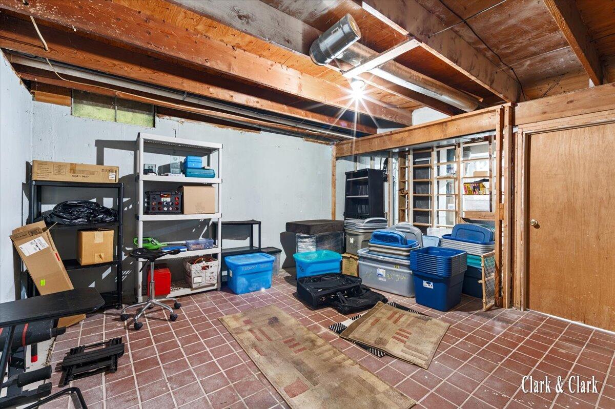 2630 Chatham Woods Drive SE Grand Rapids MI 49546