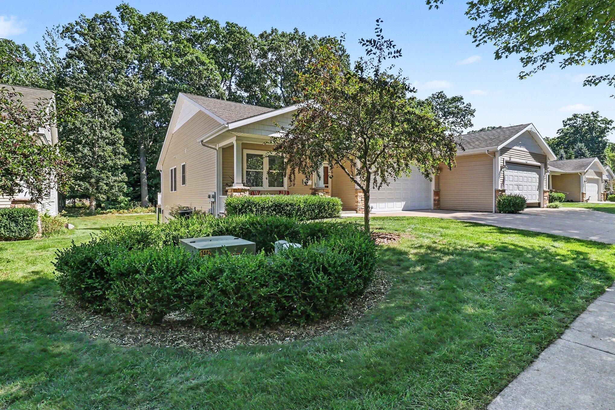 1264 Blue Heron Drive Ludington MI 49431