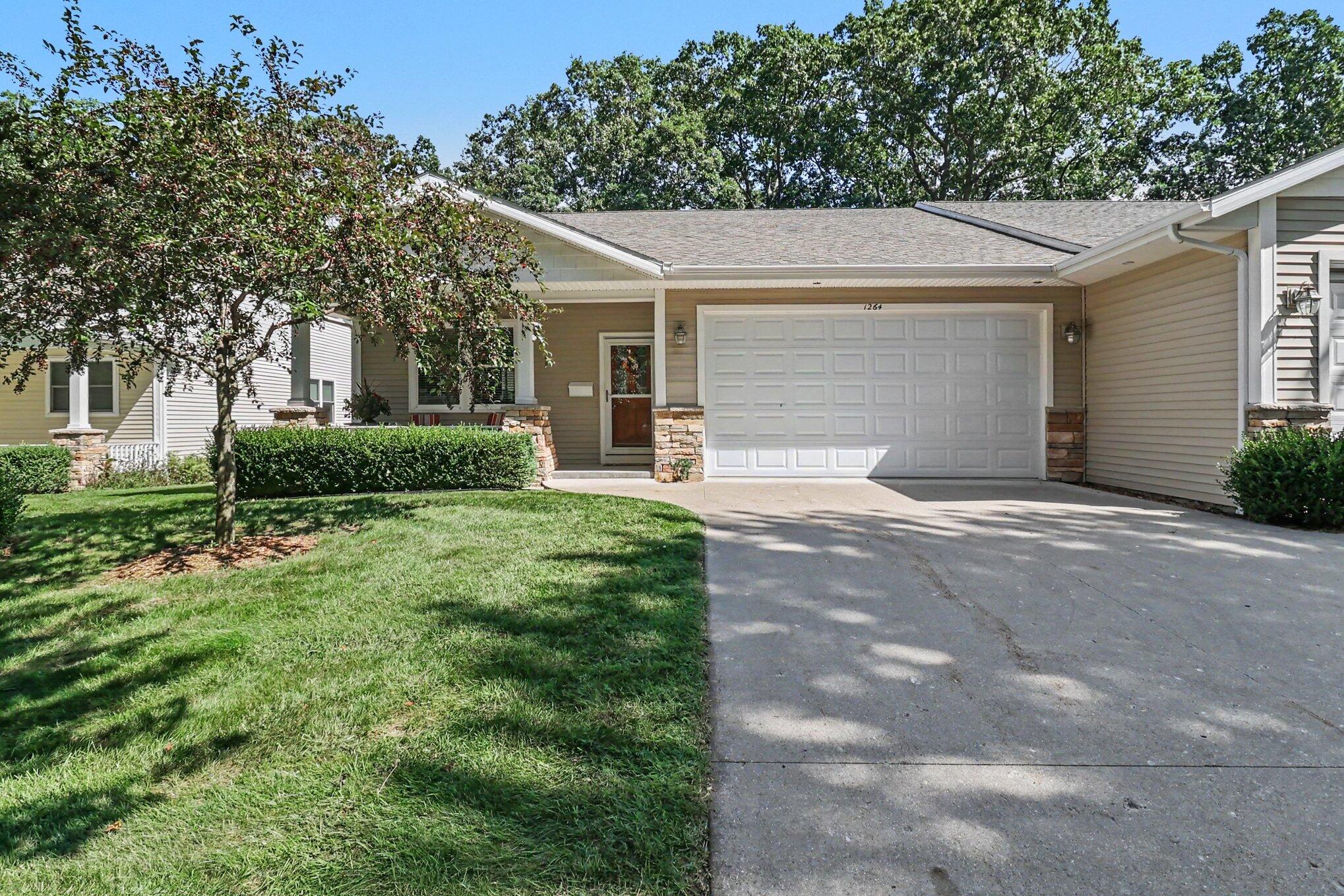 1264 Blue Heron Drive Ludington MI 49431