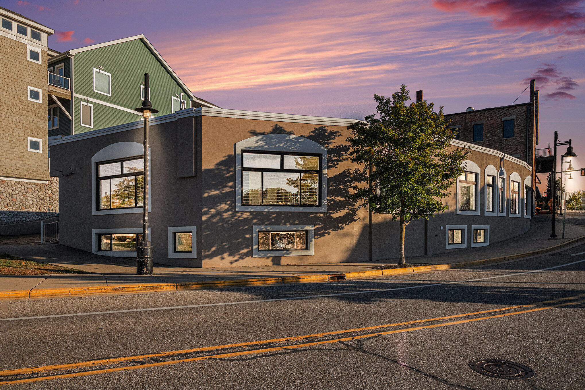 259 Kalamazoo Street South Haven MI 49090
