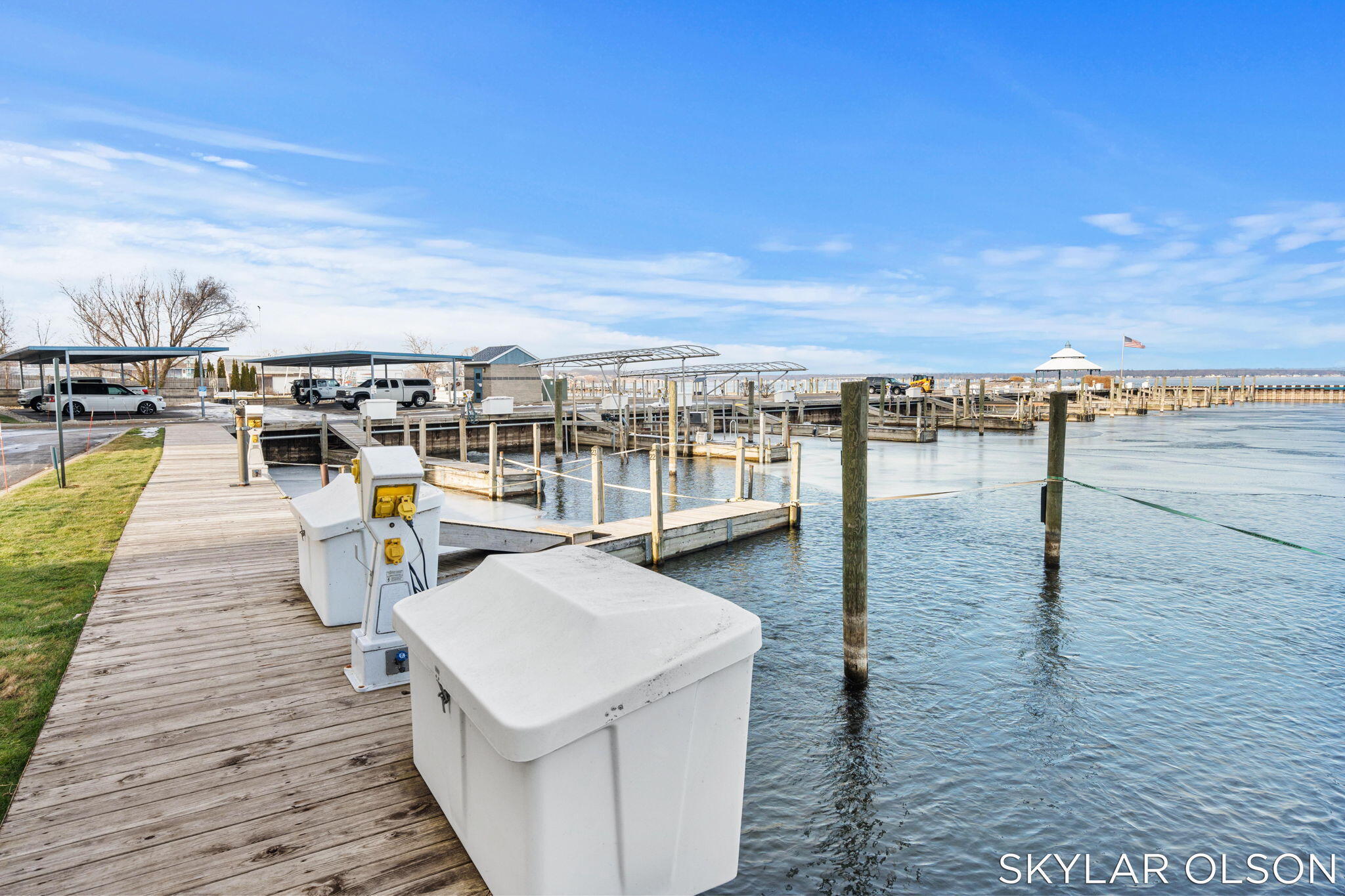2964 Lakeshore Drive Muskegon MI 49441