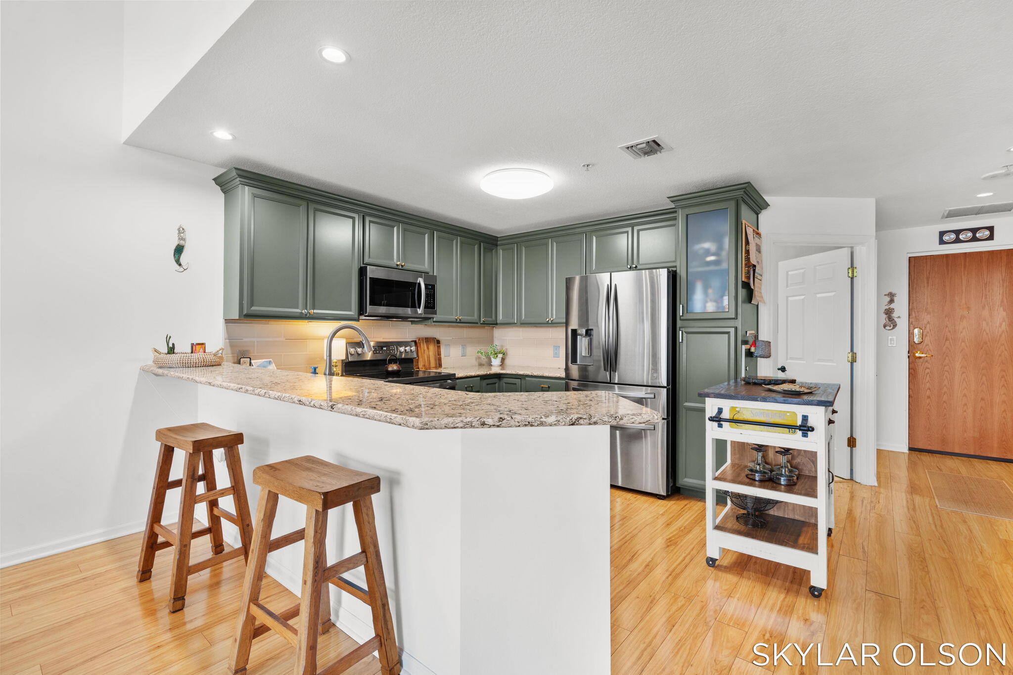 2964 Lakeshore Drive Muskegon MI 49441