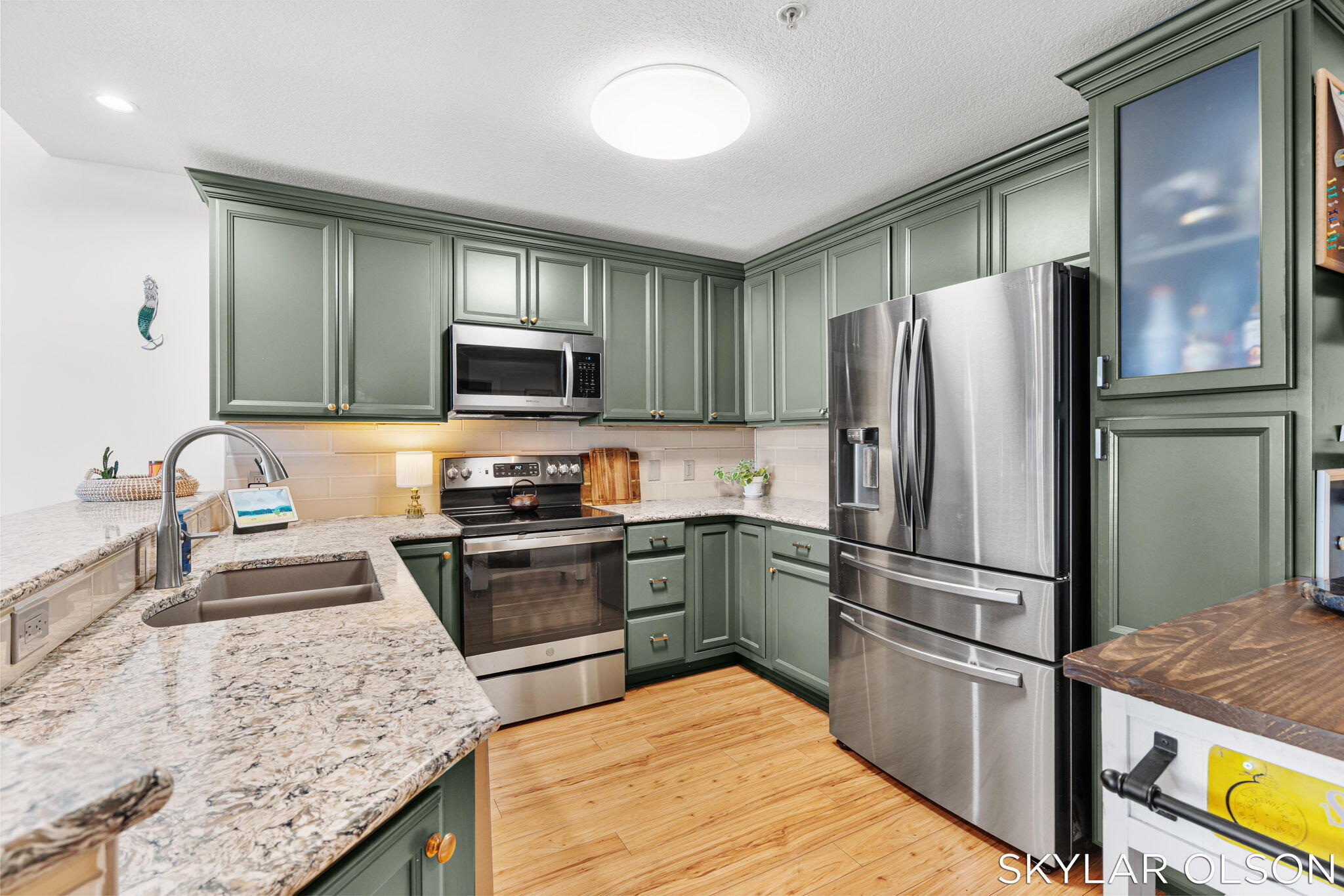 2964 Lakeshore Drive Muskegon MI 49441