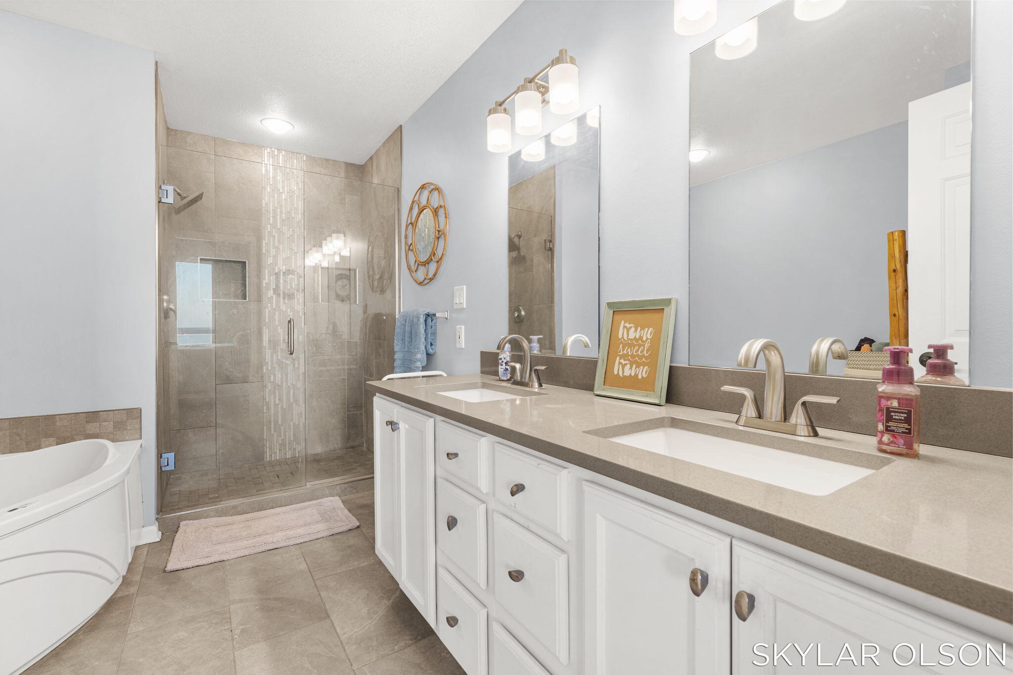 2964 Lakeshore Drive Muskegon MI 49441