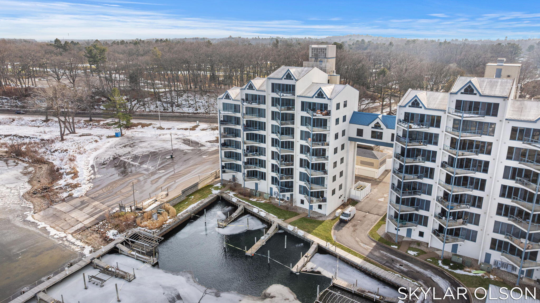 2964 Lakeshore Drive Muskegon MI 49441