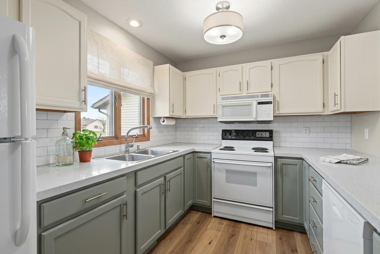 901 Creekridge Drive Holland MI 49423