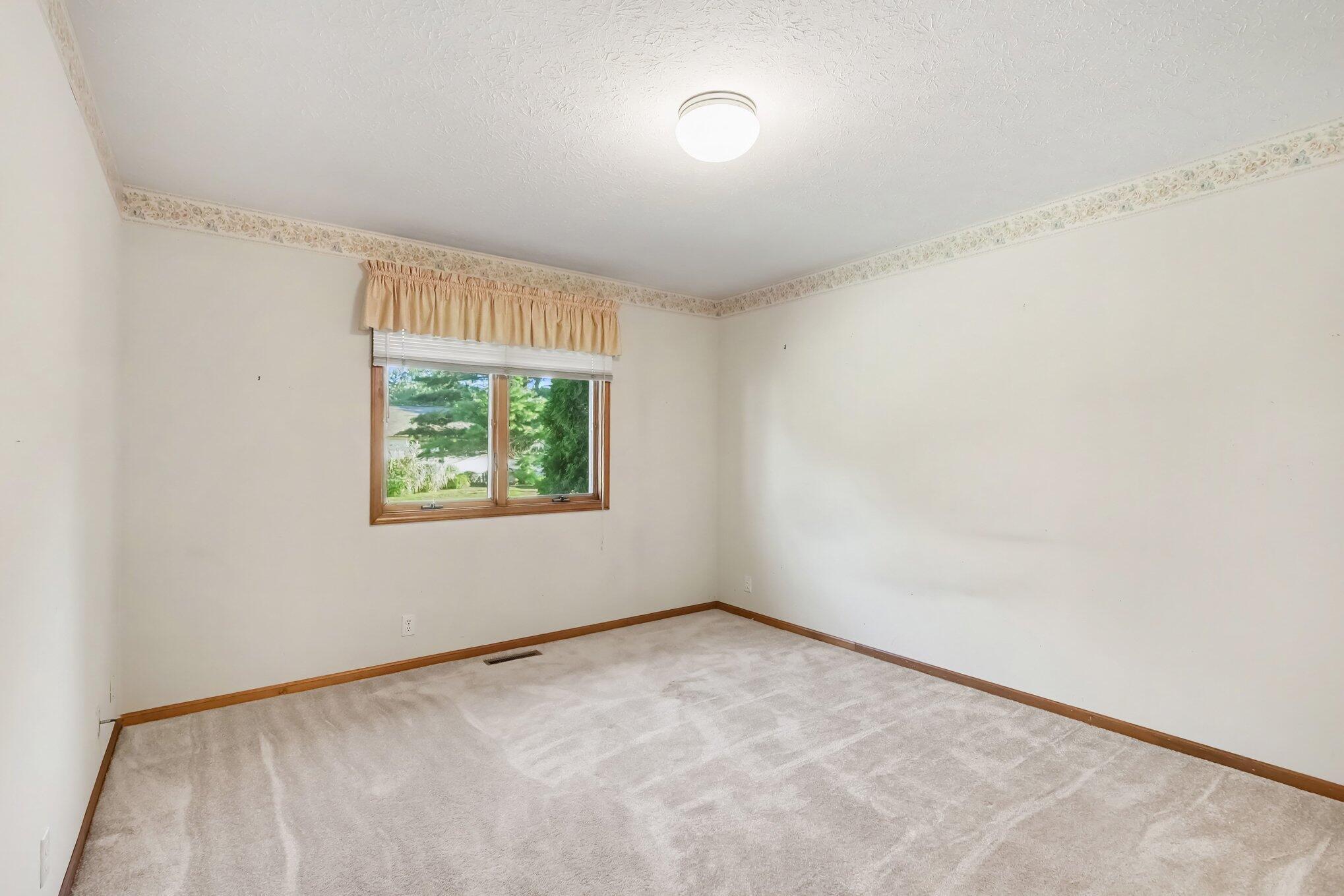 901 Creekridge Drive Holland MI 49423