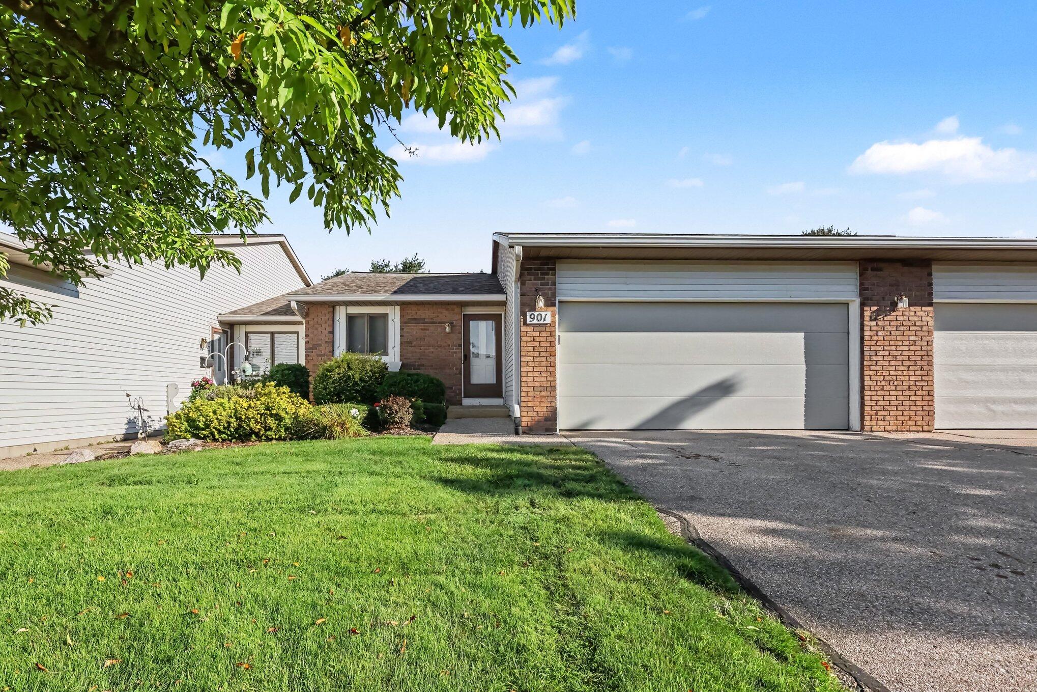901 Creekridge Drive Holland MI 49423