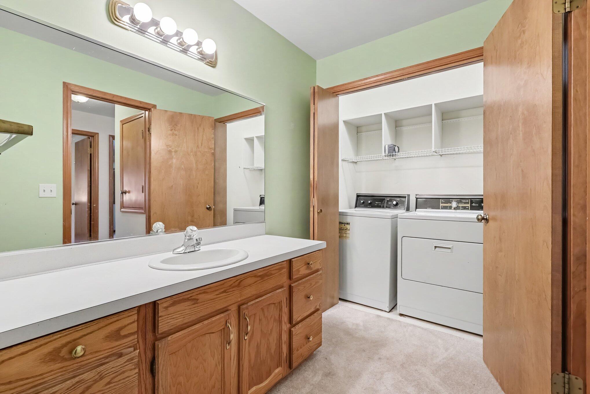 901 Creekridge Drive Holland MI 49423