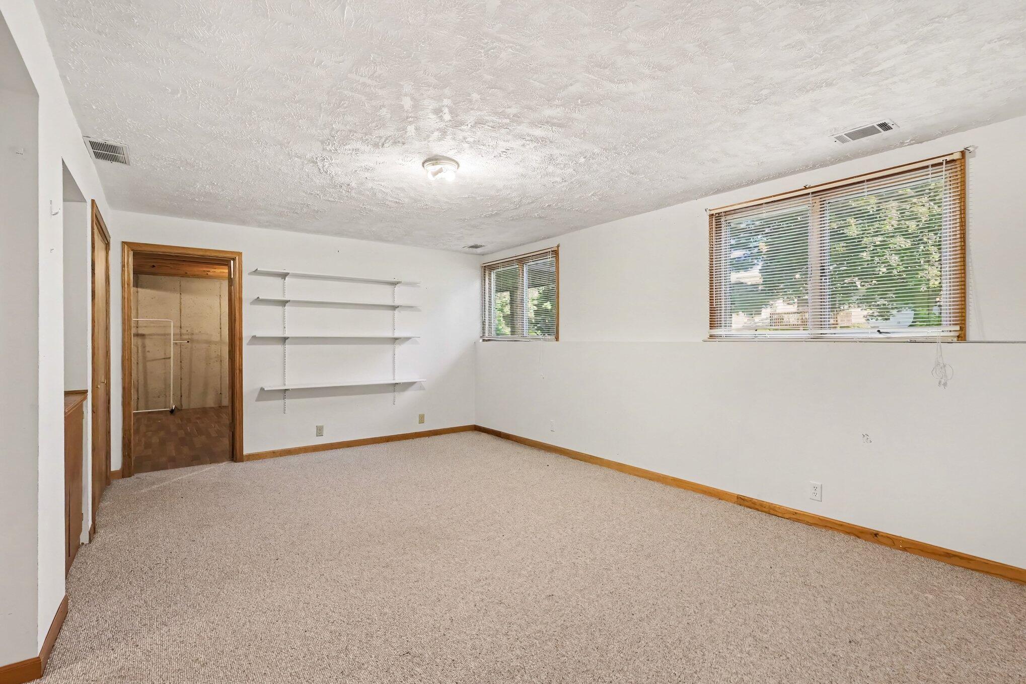 901 Creekridge Drive Holland MI 49423
