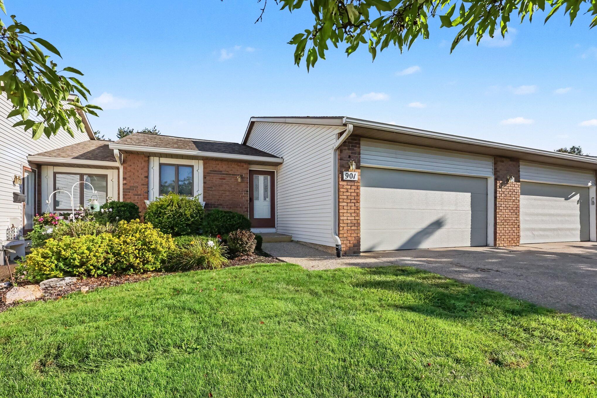 901 Creekridge Drive Holland MI 49423