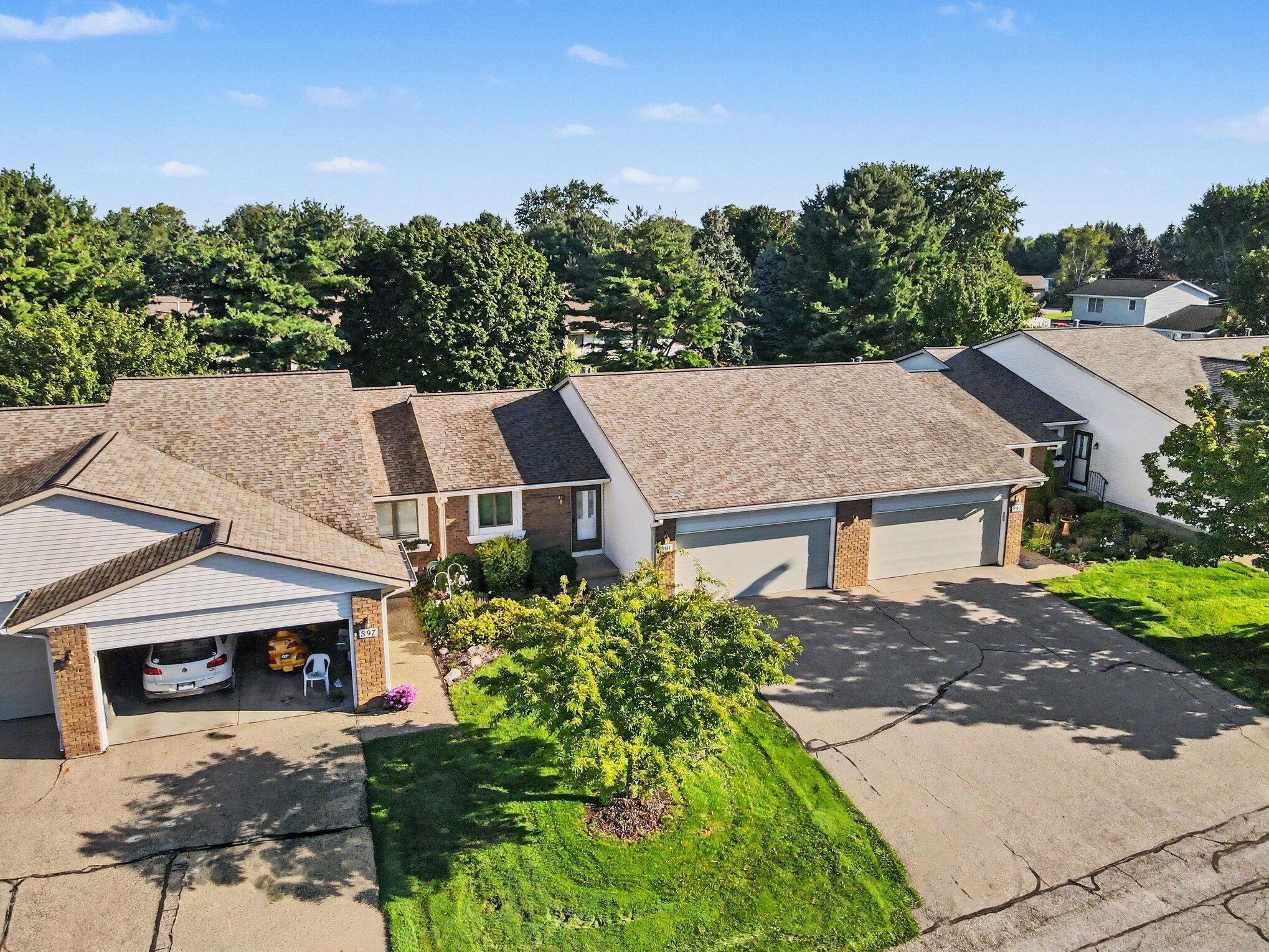 901 Creekridge Drive Holland MI 49423