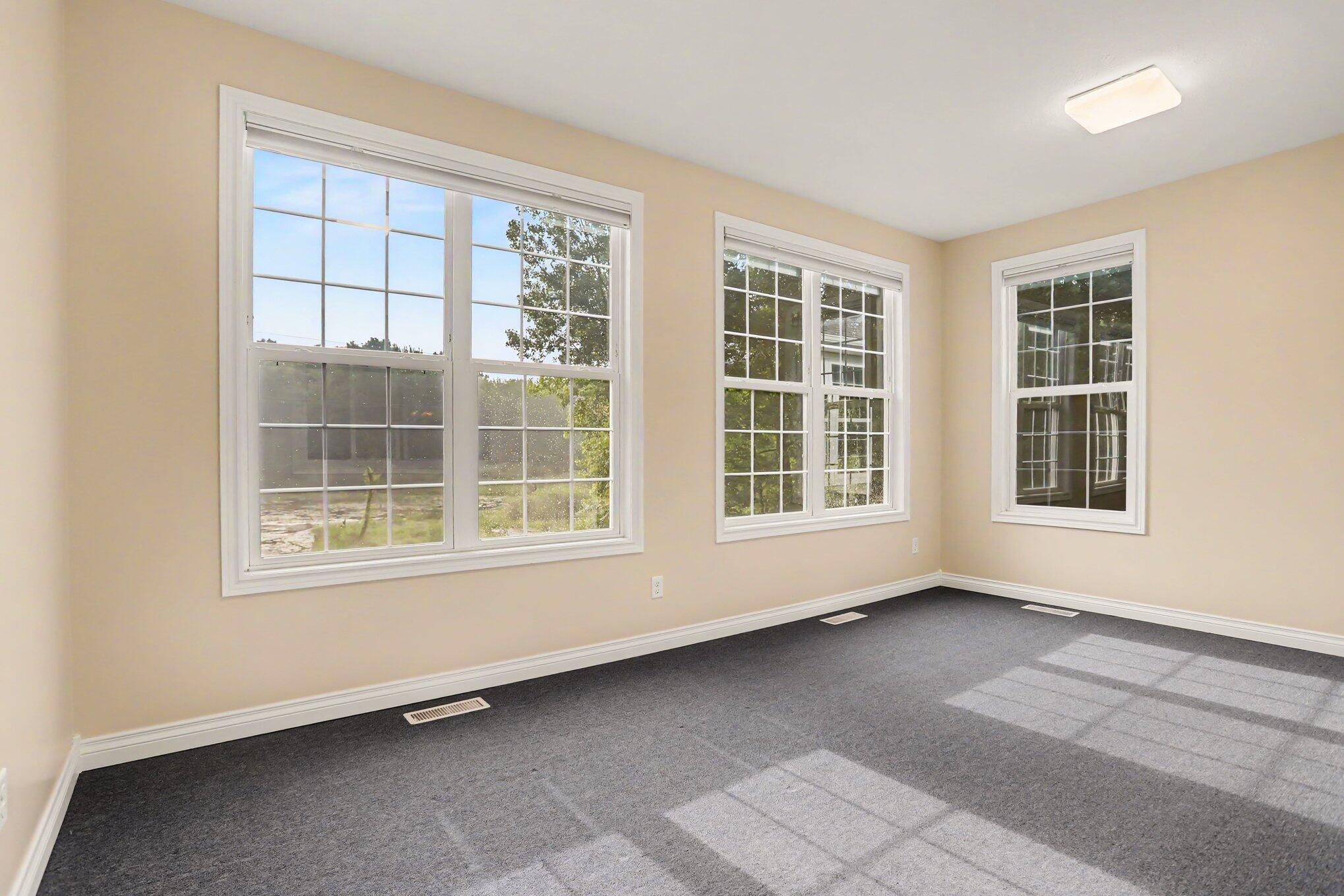 6945 Hunters Creek Kalamazoo MI 49048