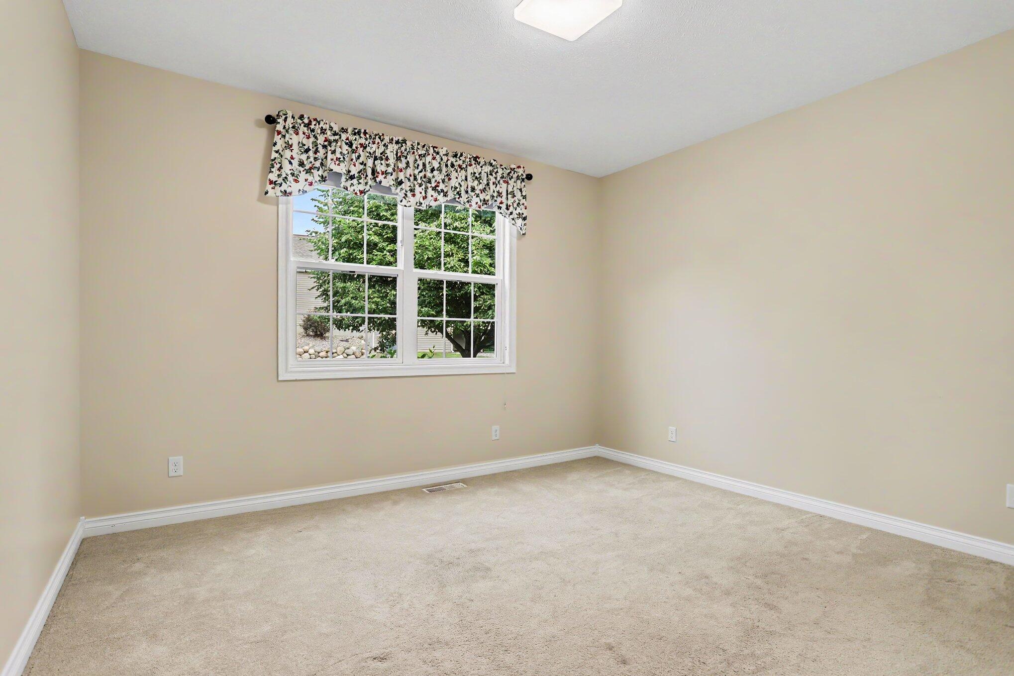 6945 Hunters Creek Kalamazoo MI 49048
