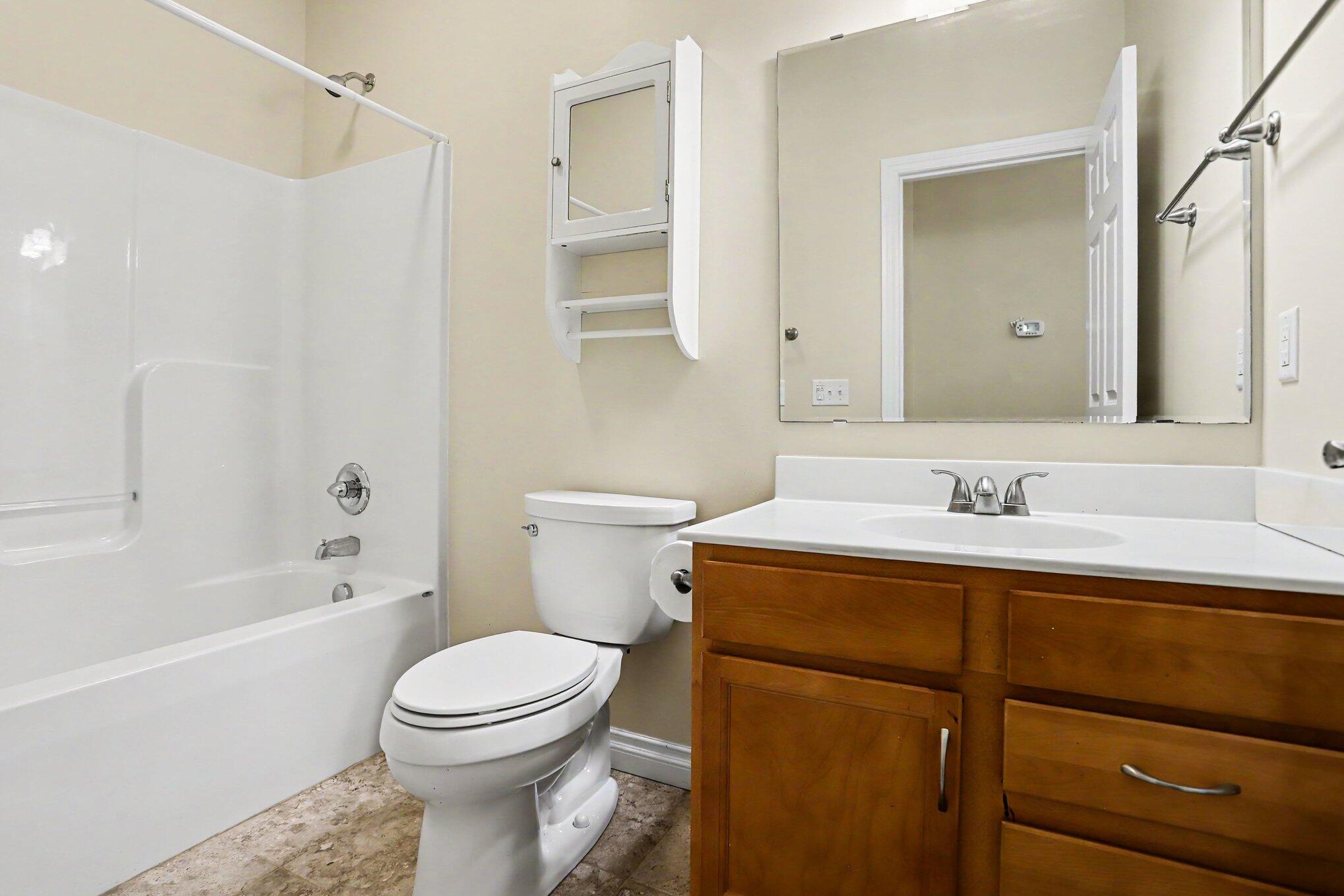 6945 Hunters Creek Kalamazoo MI 49048