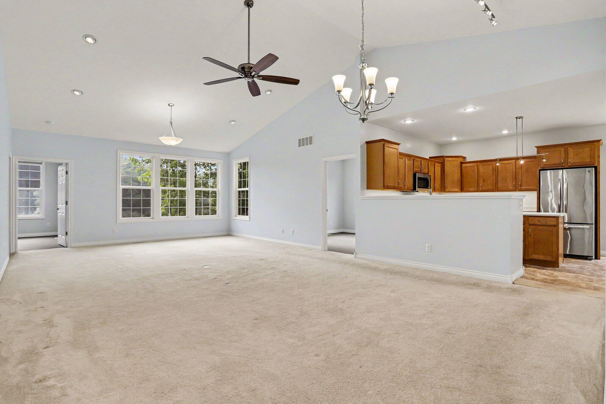6945 Hunters Creek Kalamazoo MI 49048