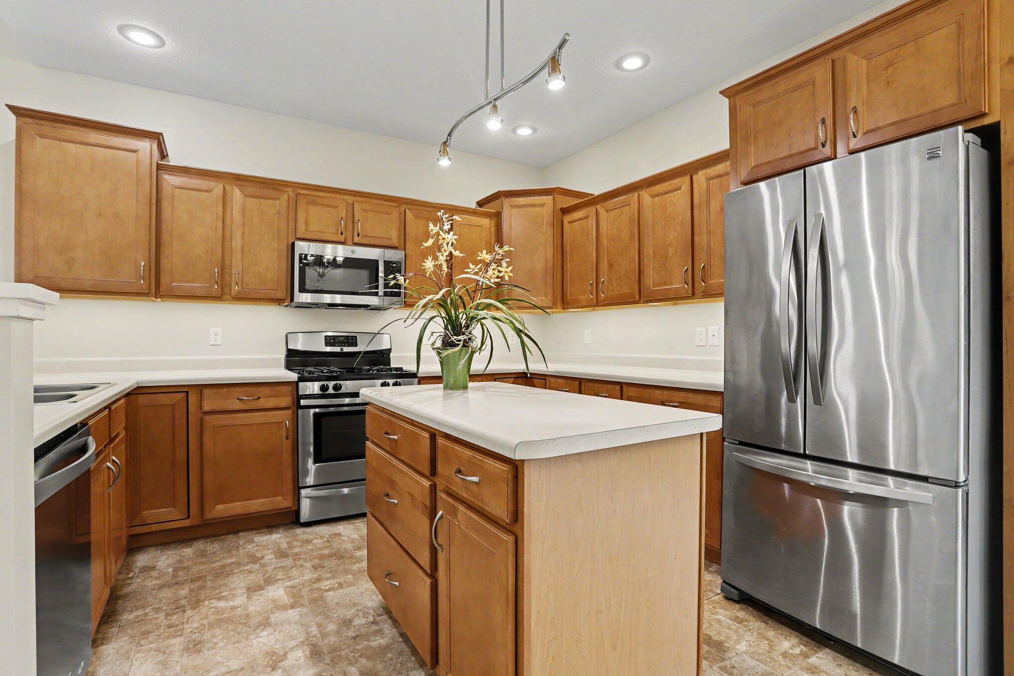 6945 Hunters Creek Kalamazoo MI 49048