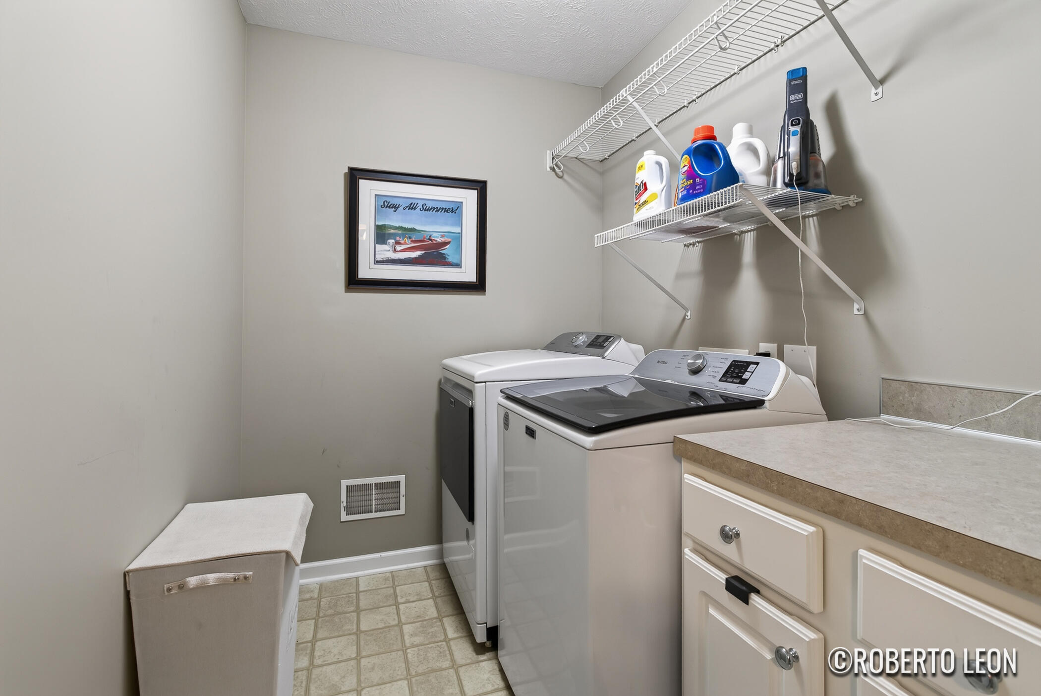 7520 Crooked Creek Drive SW Byron Center MI 49315