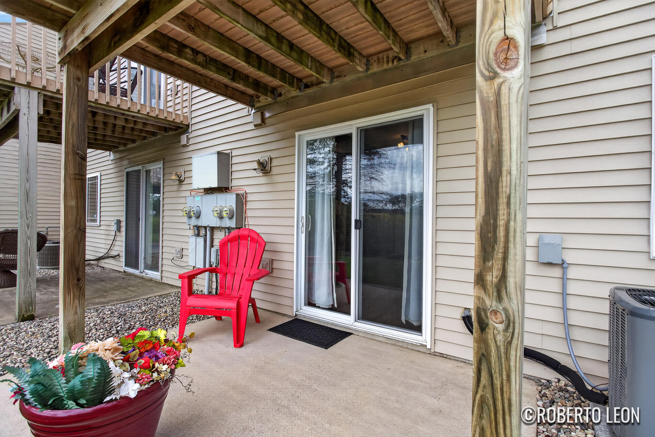 7520 Crooked Creek Drive SW Byron Center MI 49315