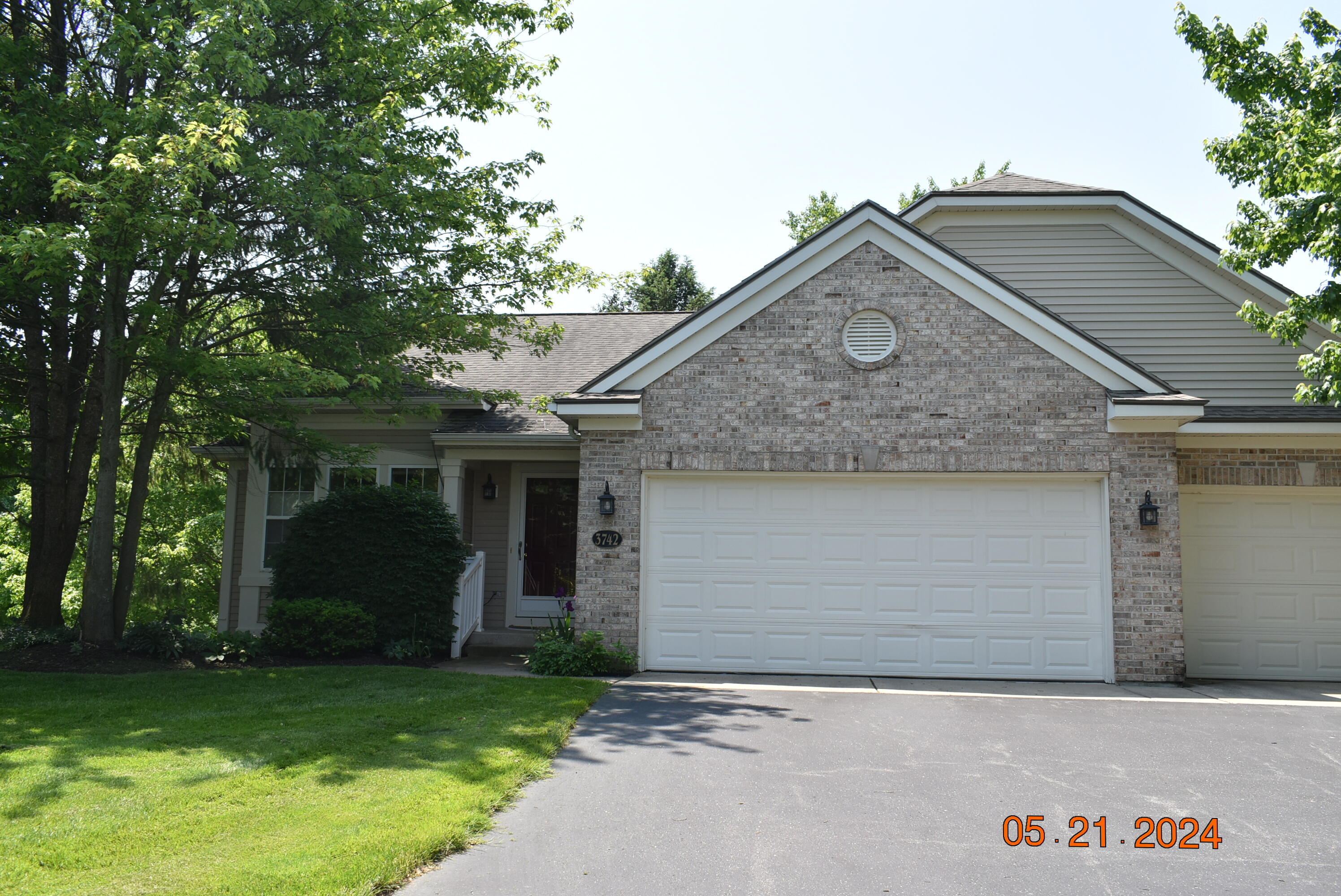3742 Old Elm Drive SE Grand Rapids MI 49512