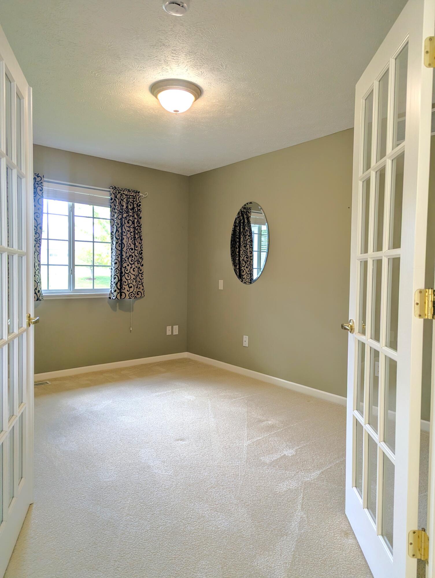 1117-1 Fountain View Circle Holland MI 49423