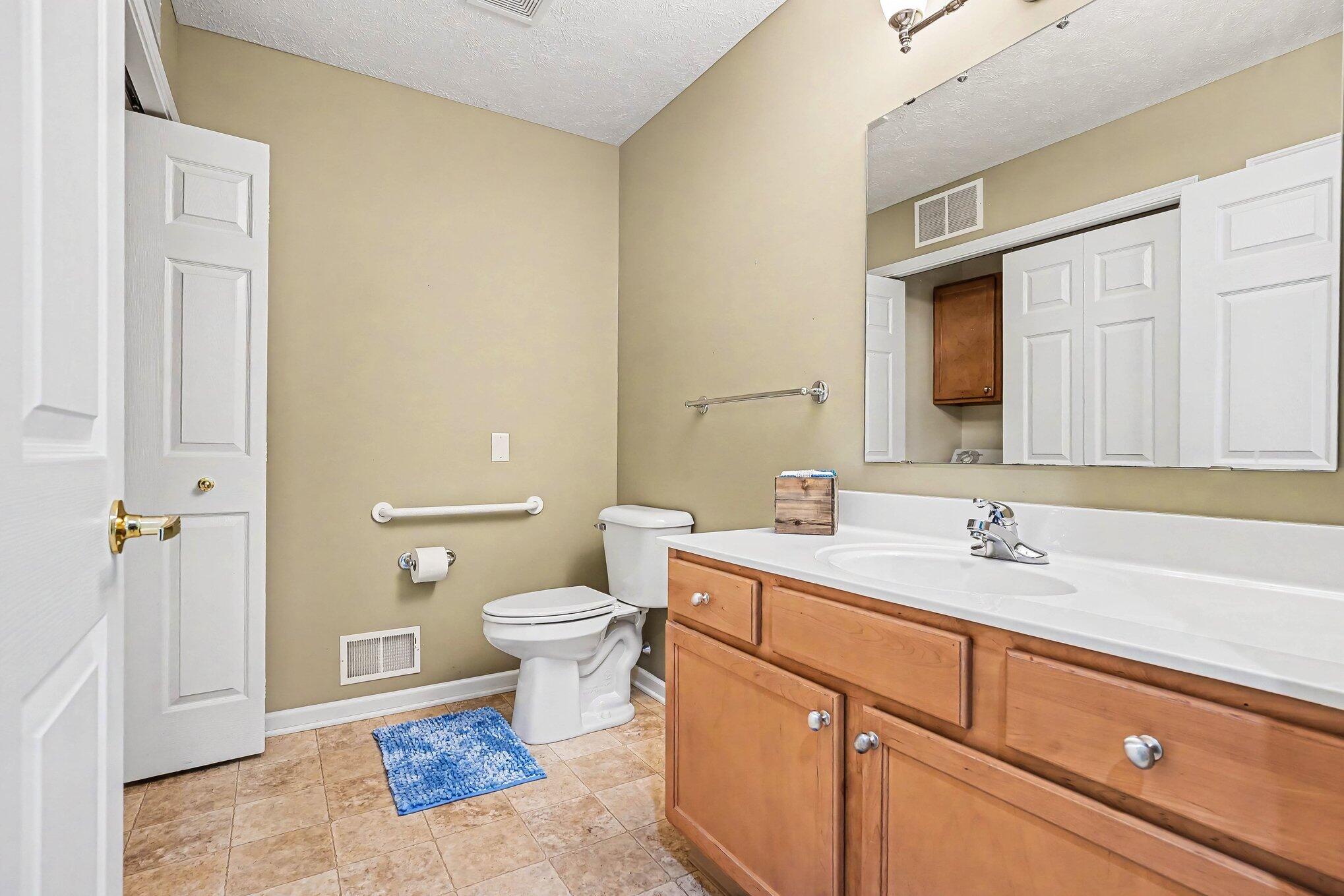 1117-1 Fountain View Circle Holland MI 49423