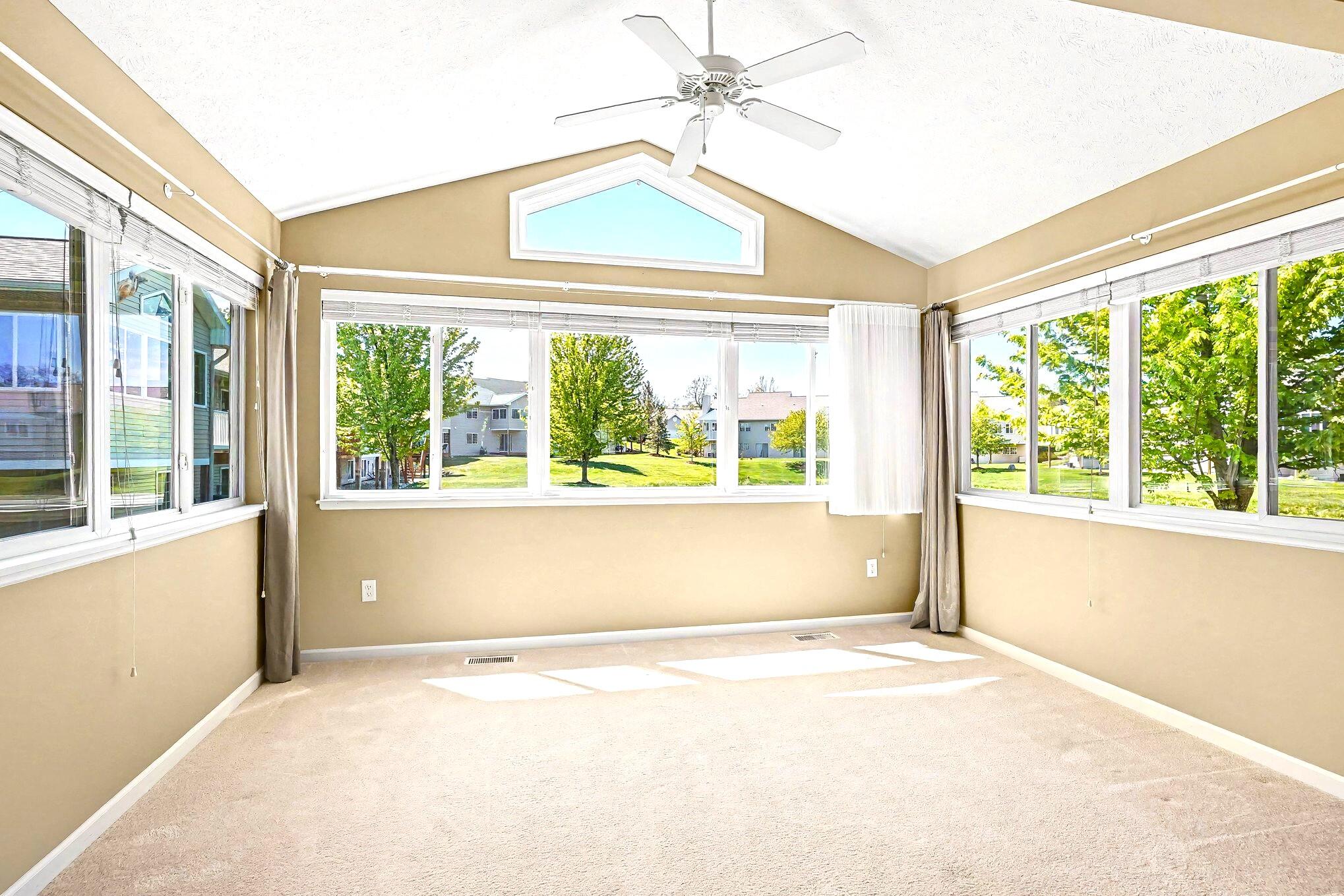 1117-1 Fountain View Circle Holland MI 49423