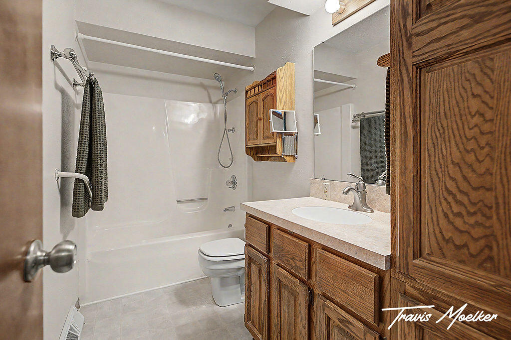 8537 Elkwood Drive SW Byron Center MI 49315
