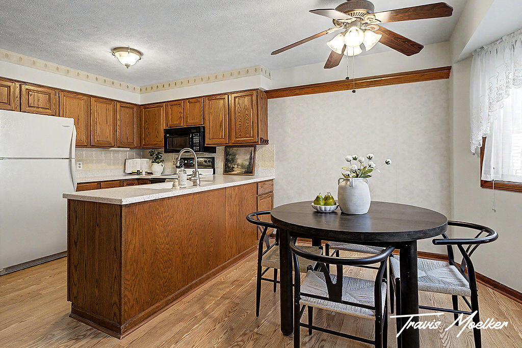 8537 Elkwood Drive SW Byron Center MI 49315