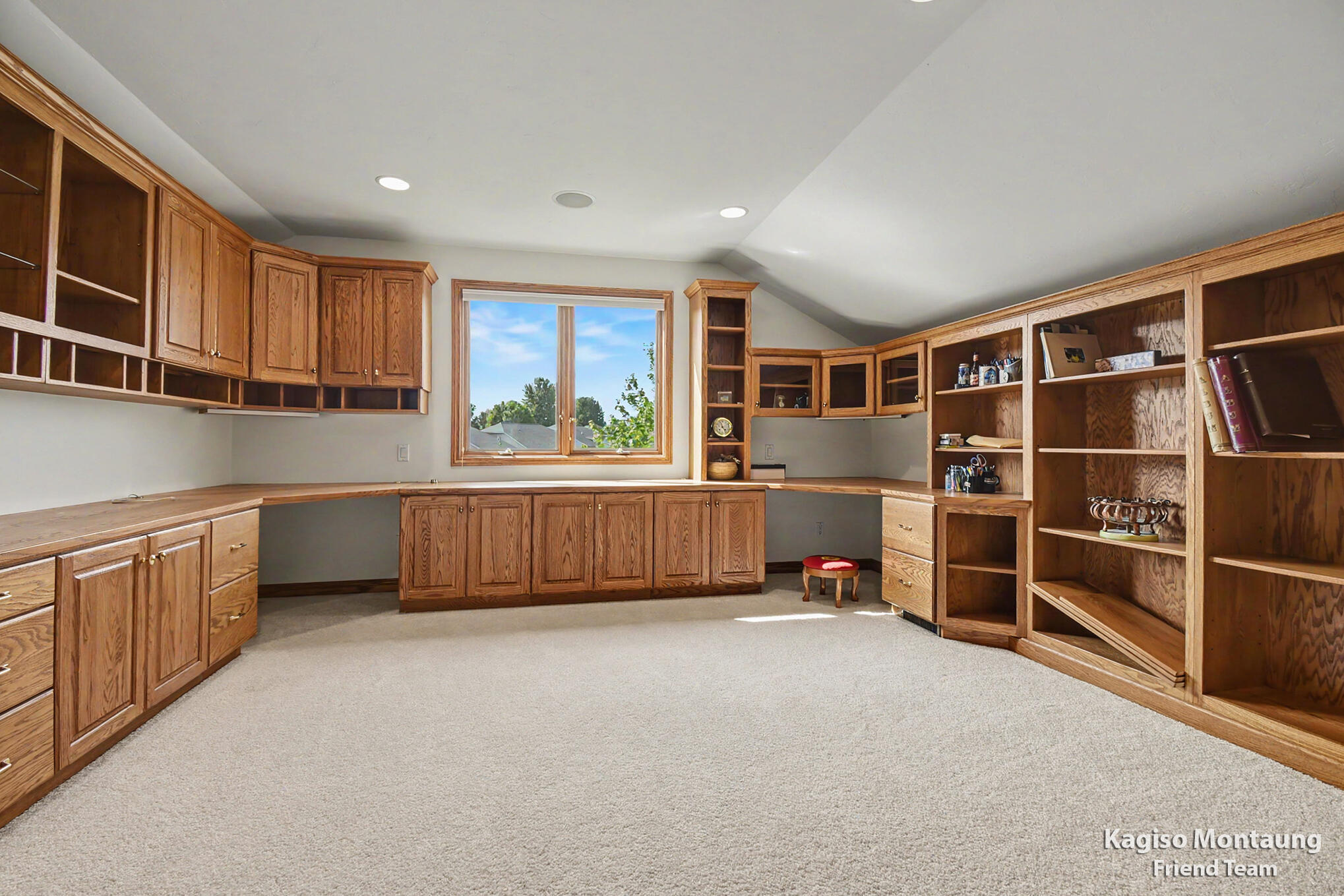 34 Regal Court Zeeland MI 49464