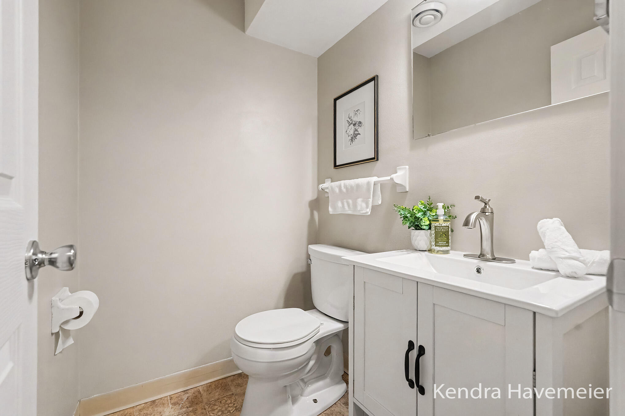 2759 Leonard Street NW Grand Rapids MI 49504