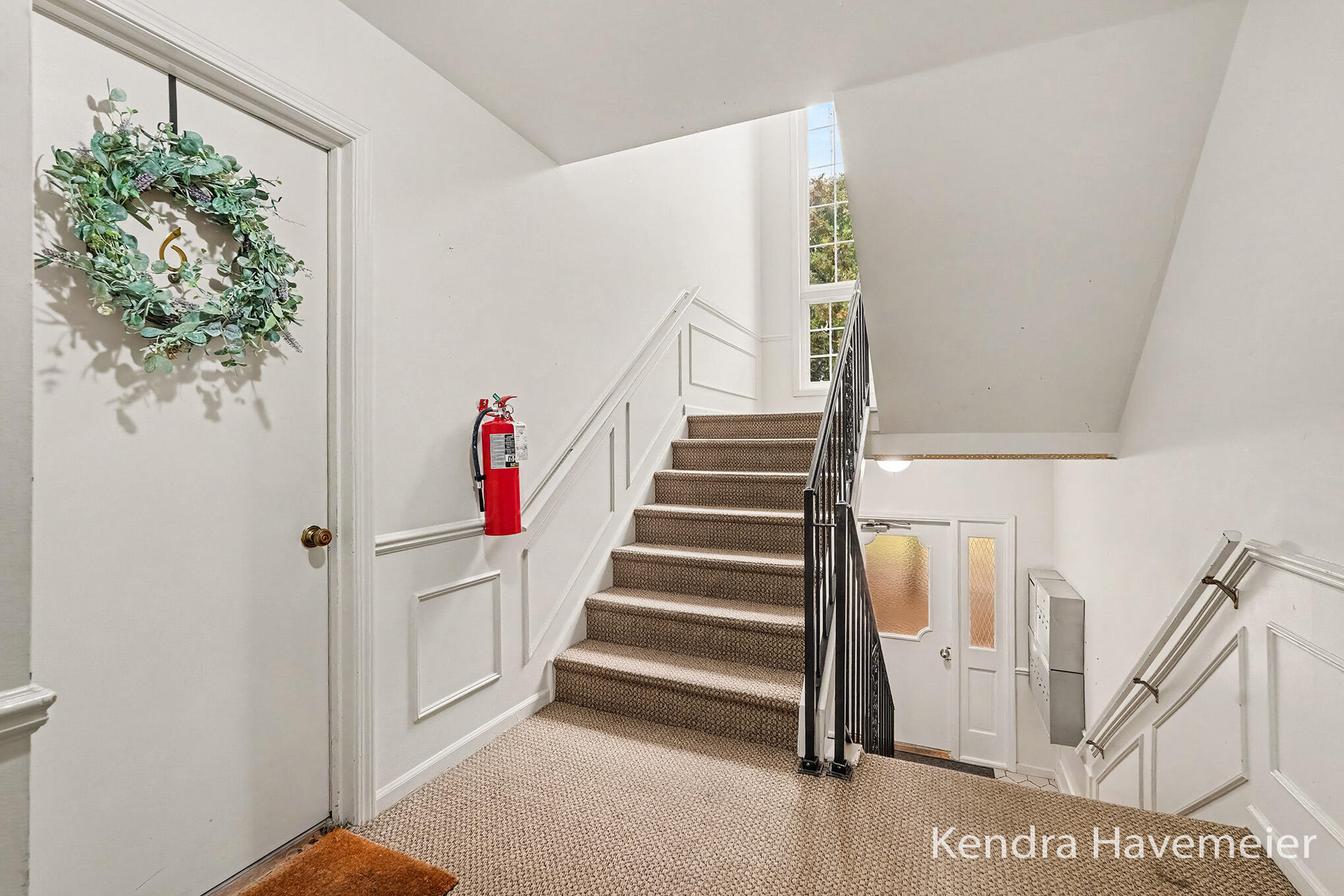2759 Leonard Street NW Grand Rapids MI 49504