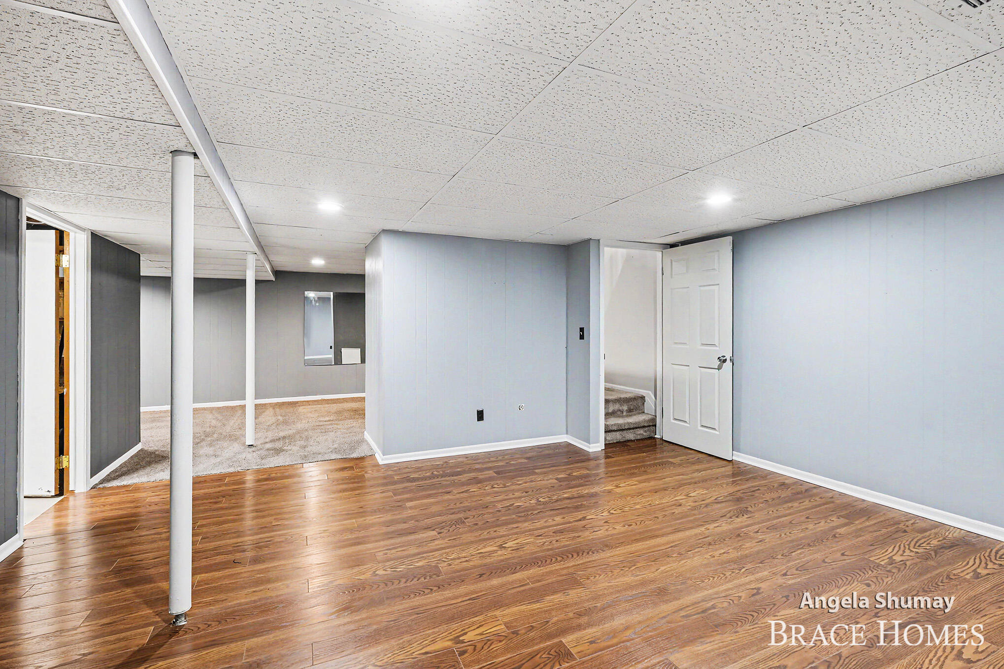 2631 Chatham Woods Drive SE Grand Rapids MI 49546