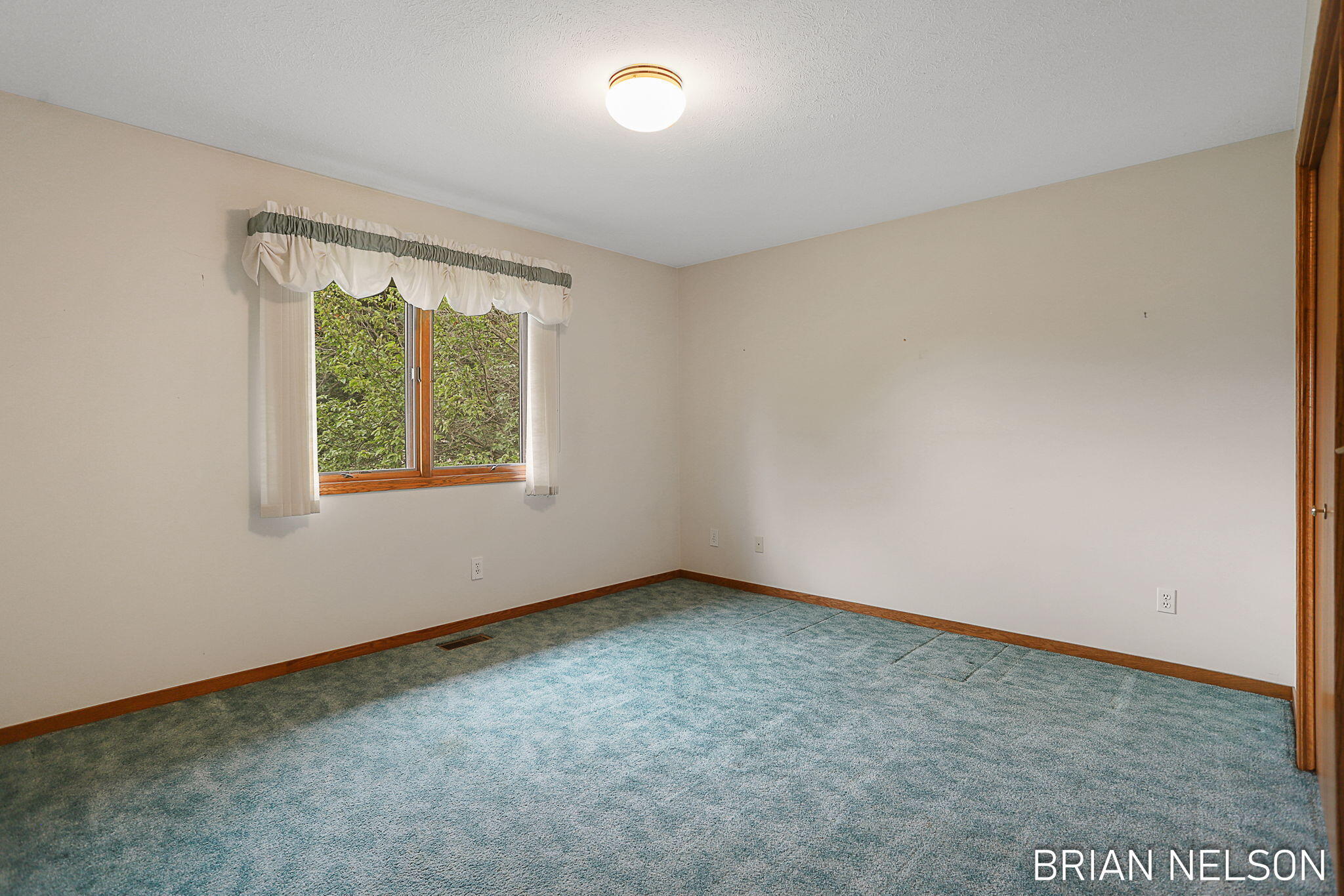 205 Parkside Drive Zeeland MI 49464