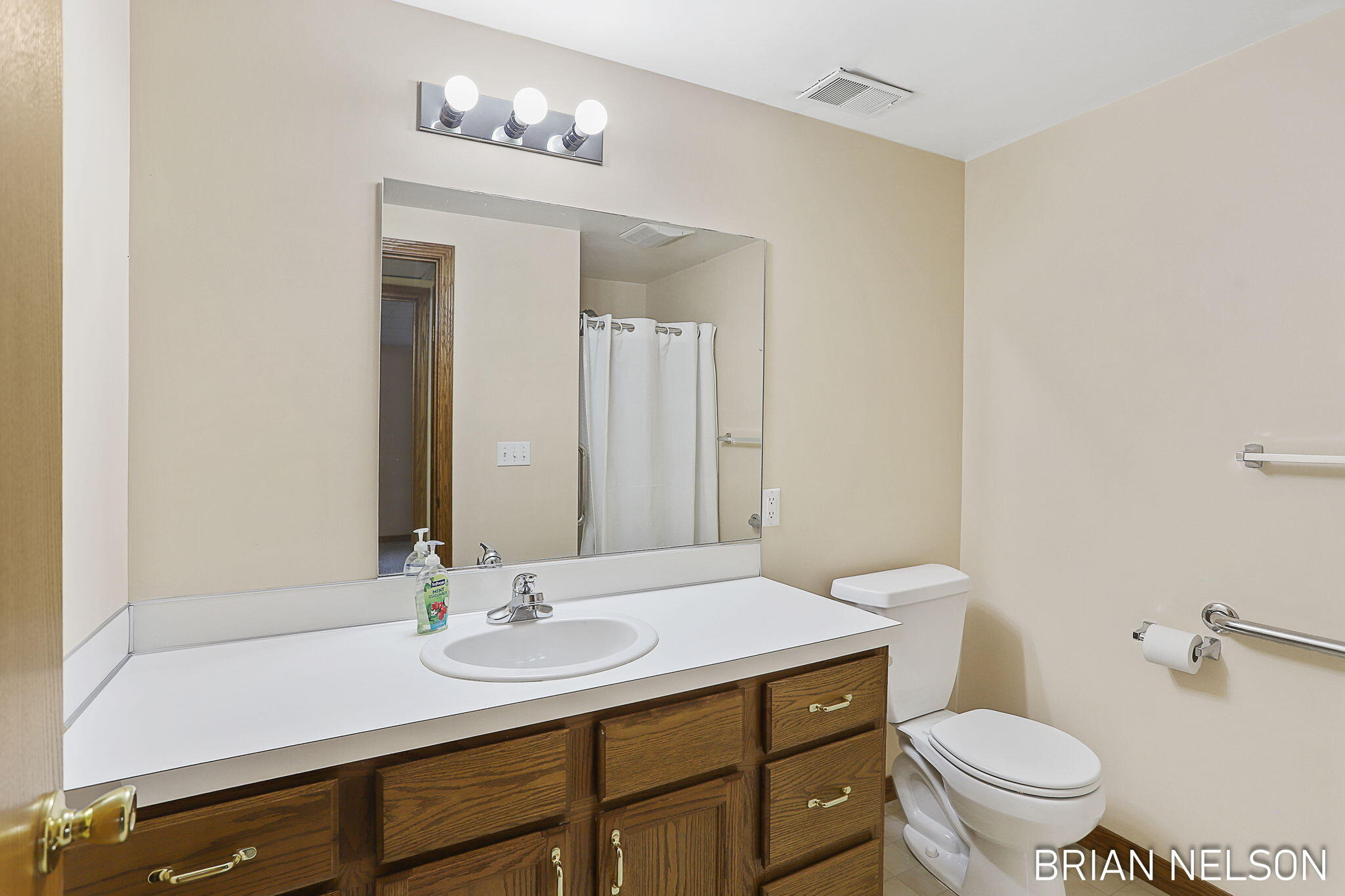 205 Parkside Drive Zeeland MI 49464
