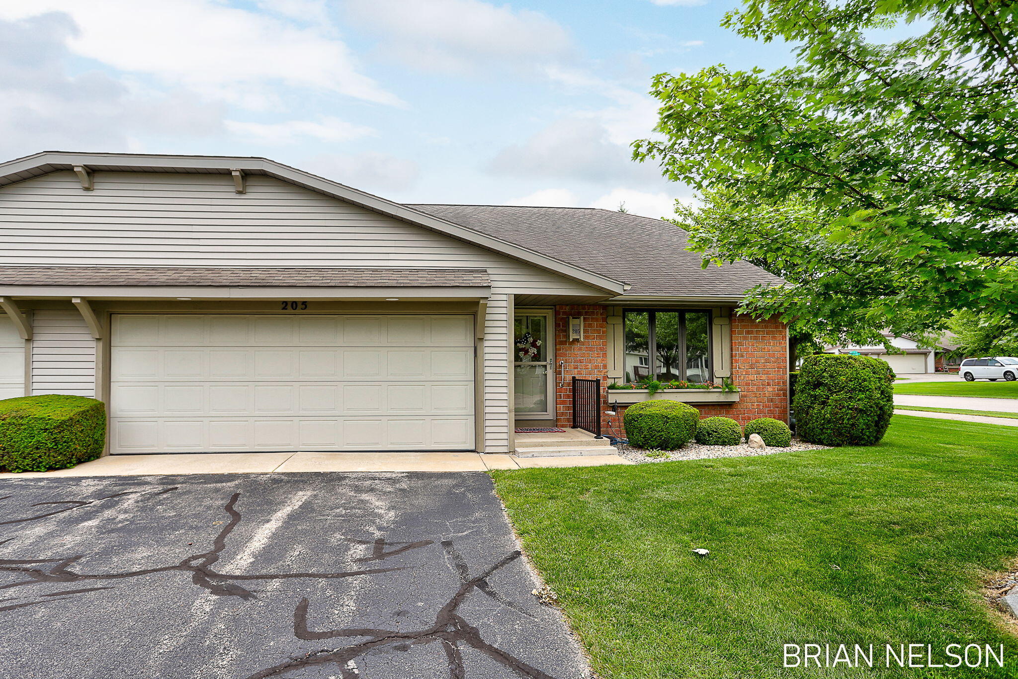 205 Parkside Drive Zeeland MI 49464