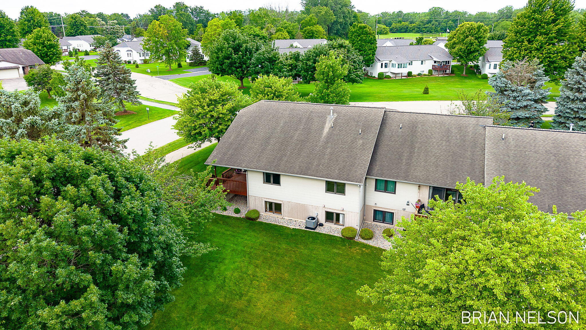 205 Parkside Drive Zeeland MI 49464